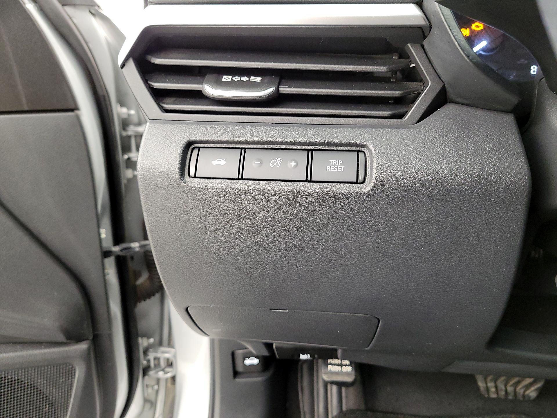 Thumbnail: 2021 Nissan Altima - 13