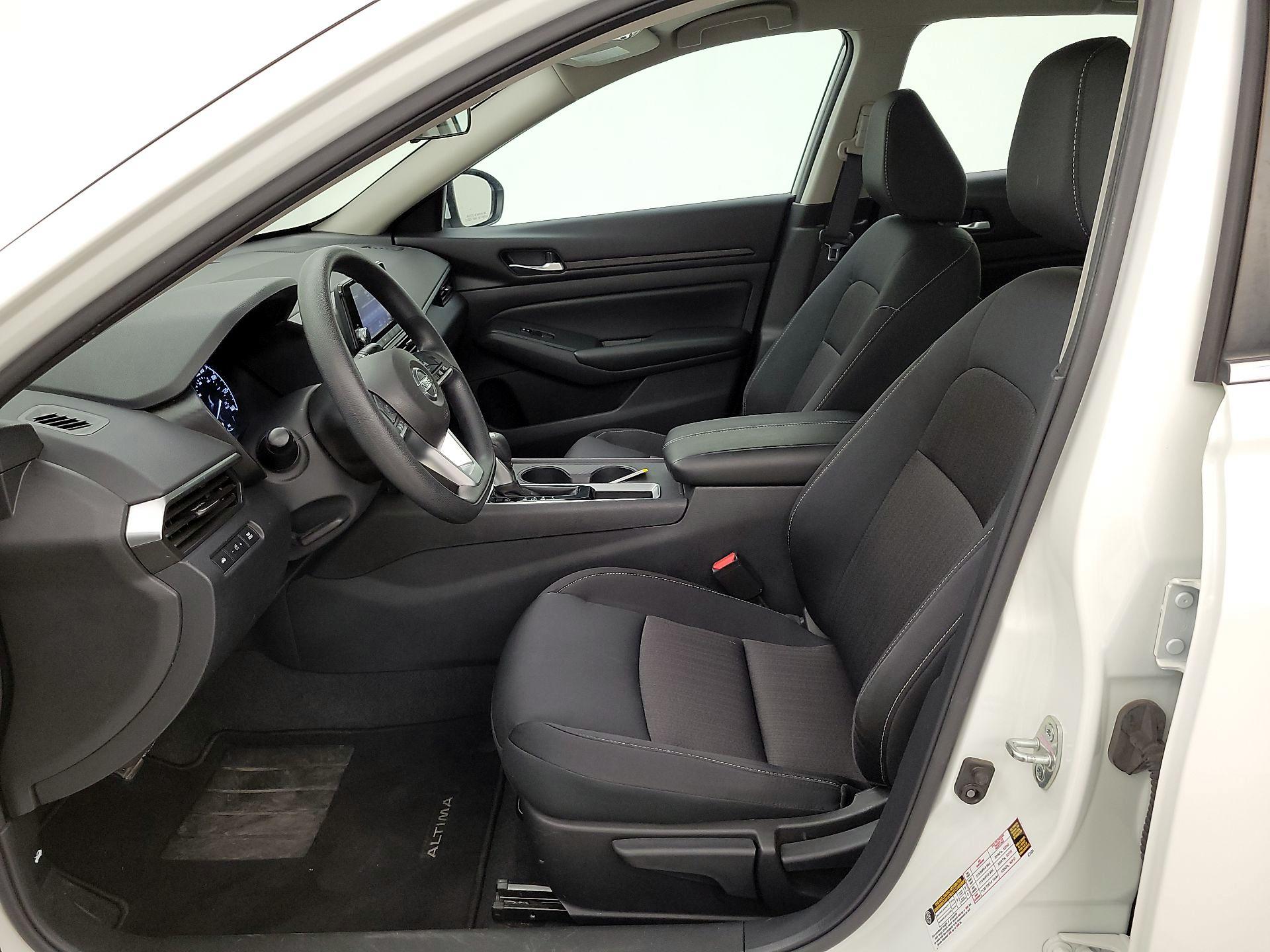 Thumbnail: 2021 Nissan Altima - 11