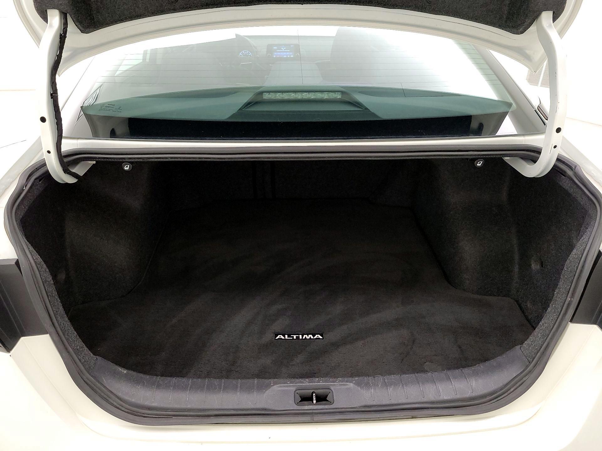 Thumbnail: 2021 Nissan Altima - 20