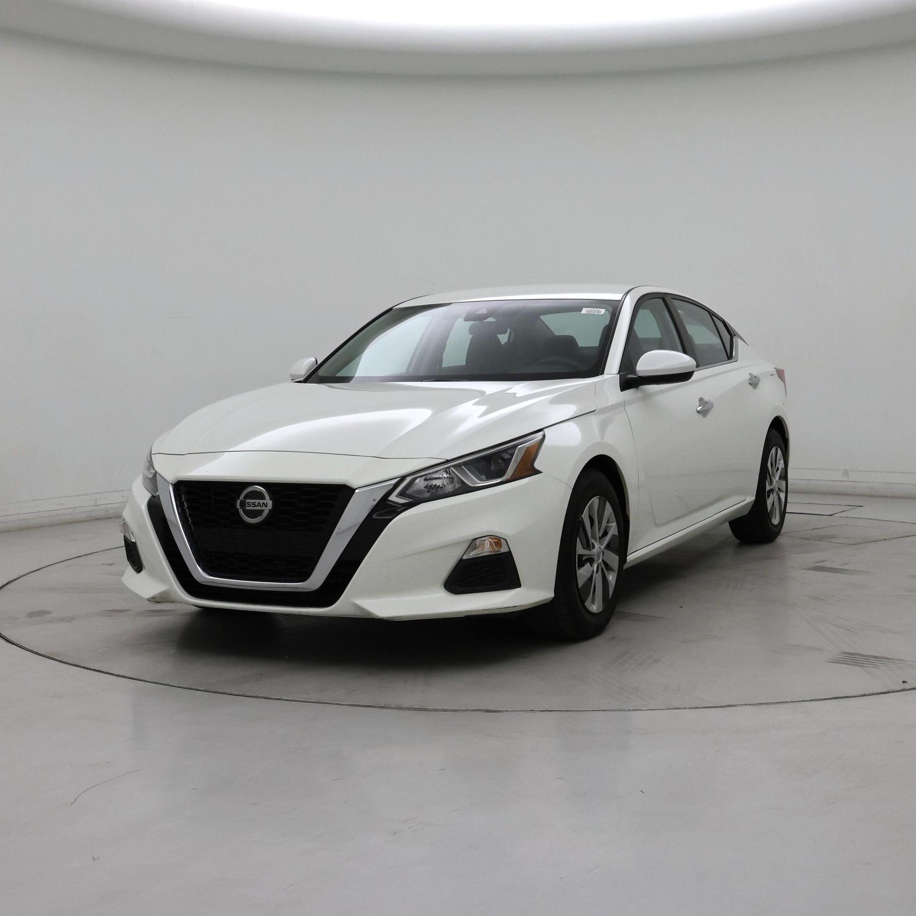 Thumbnail: 2021 Nissan Altima - 4