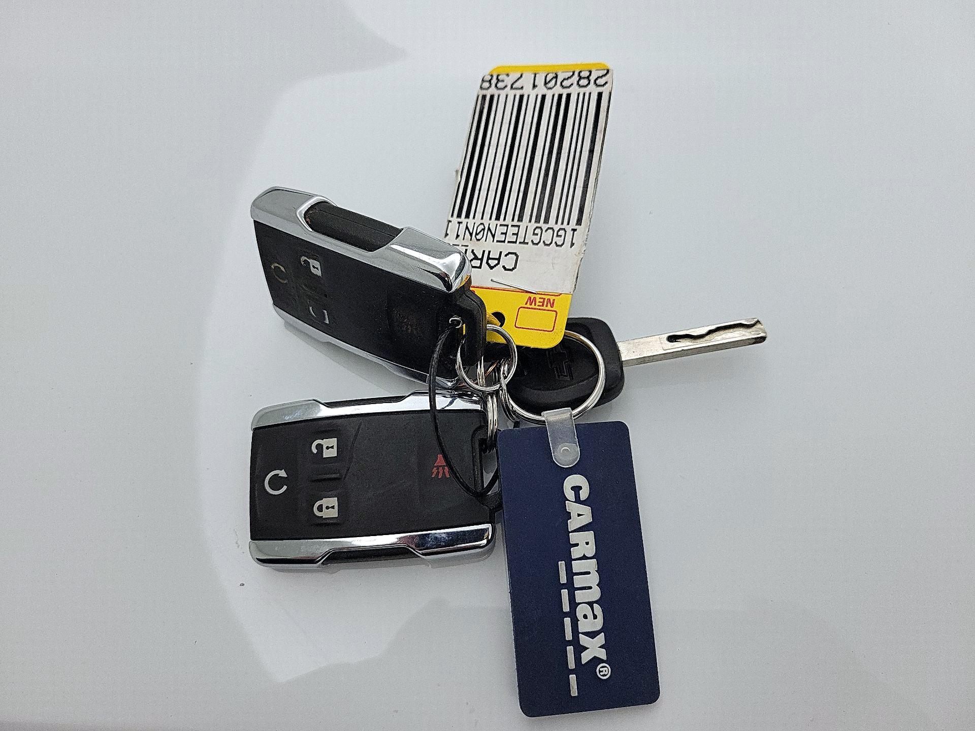 Thumbnail: 2022 Chevrolet Colorado - 18