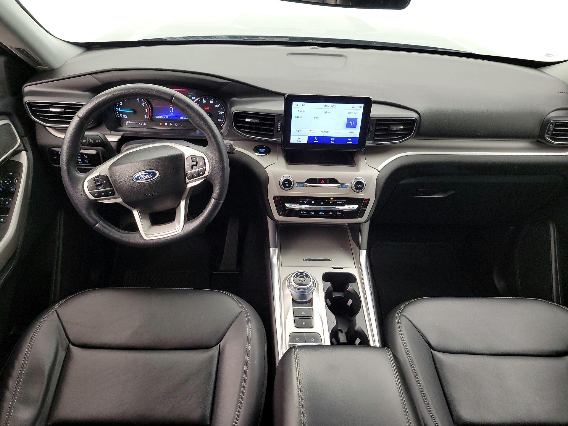 Thumbnail: 2024 Ford Explorer - 9