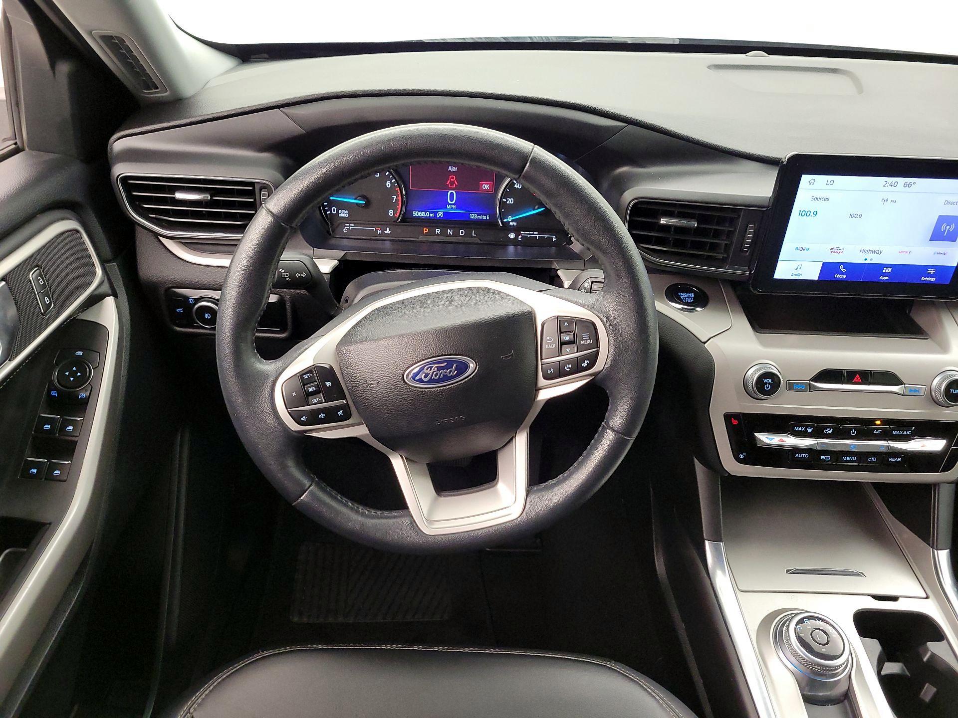 Thumbnail: 2024 Ford Explorer - 10