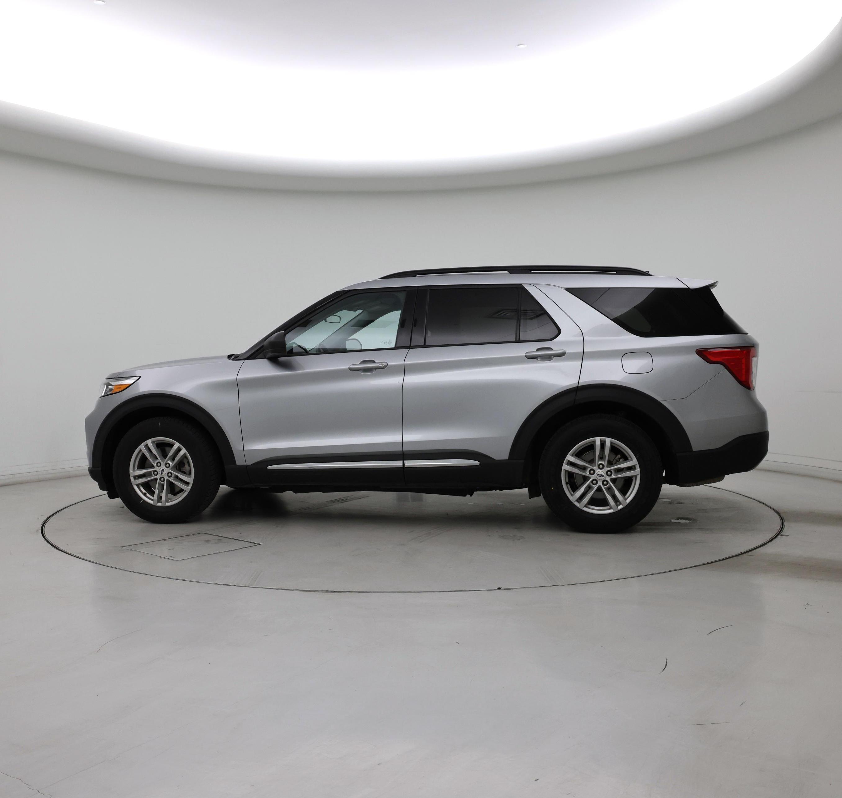 Thumbnail: 2024 Ford Explorer - 3