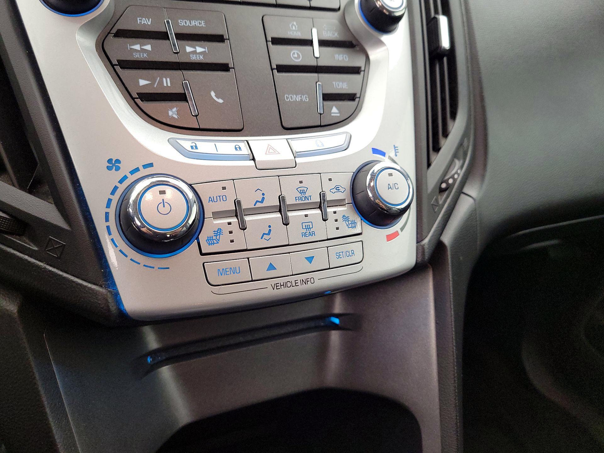 Thumbnail: 2015 Chevrolet Equinox - 14