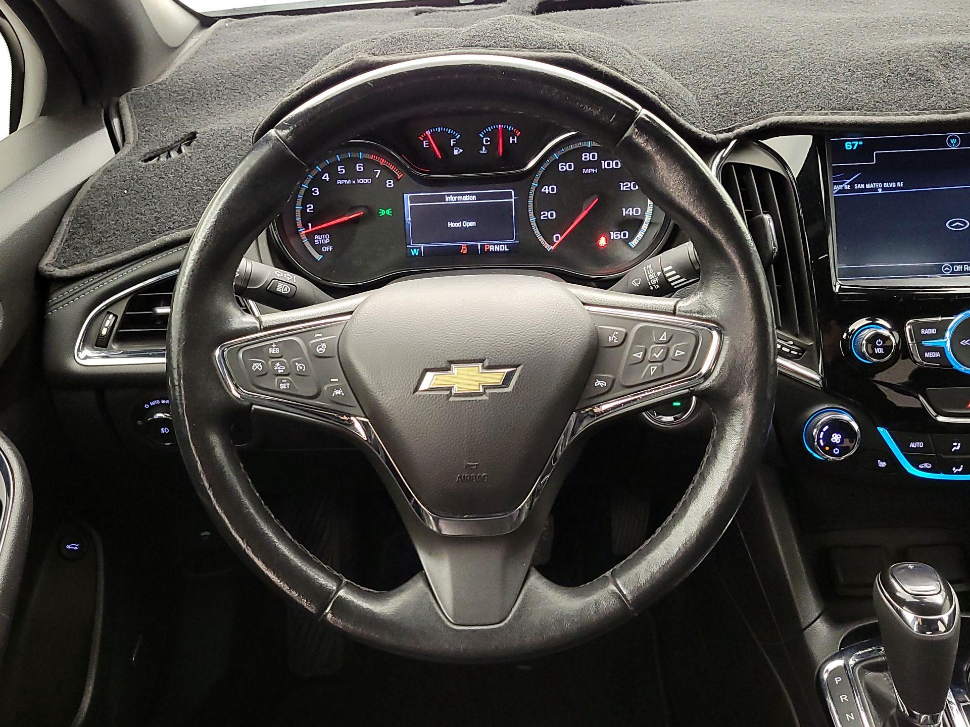 Thumbnail: 2016 Chevrolet Cruze - 10