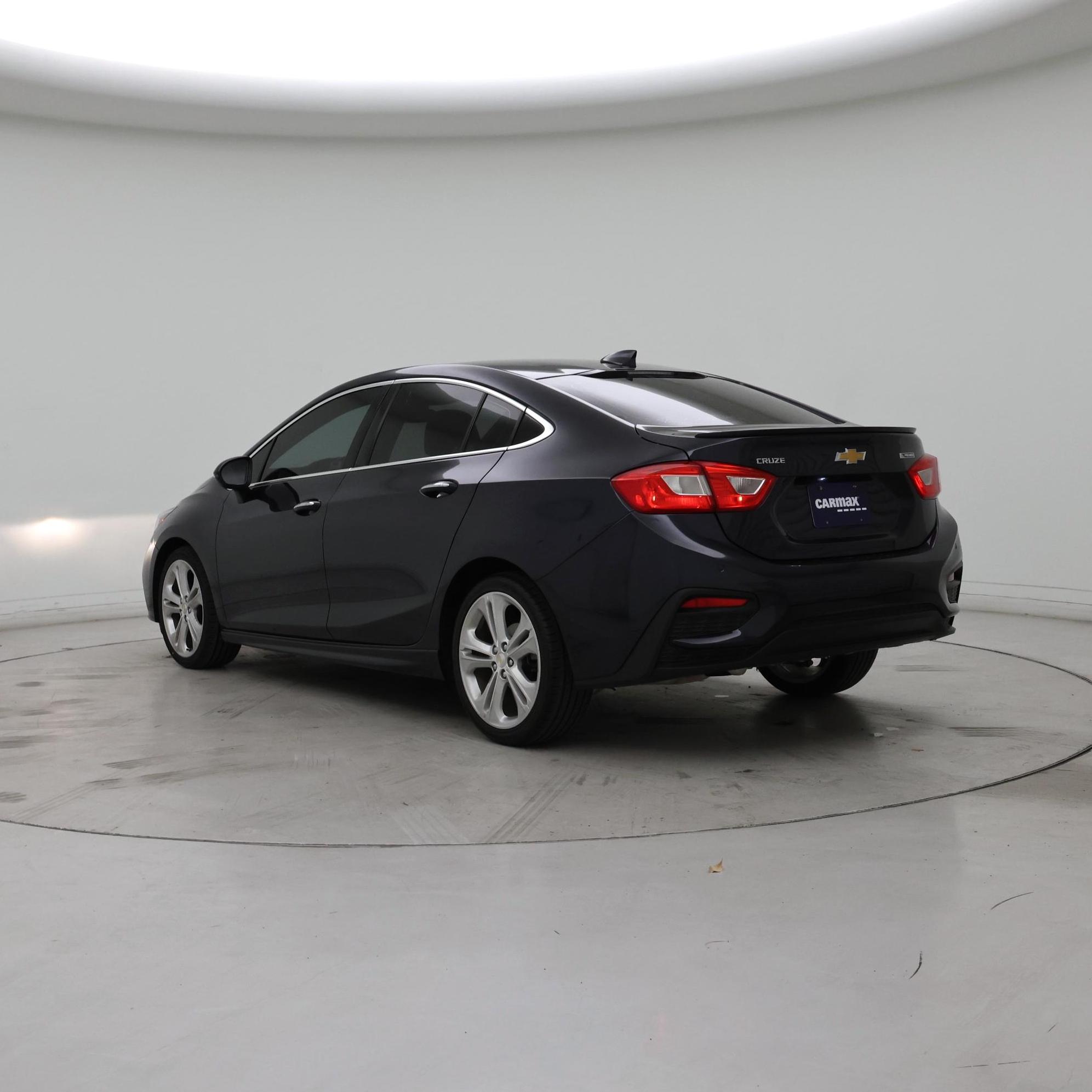 Thumbnail: 2016 Chevrolet Cruze - 2