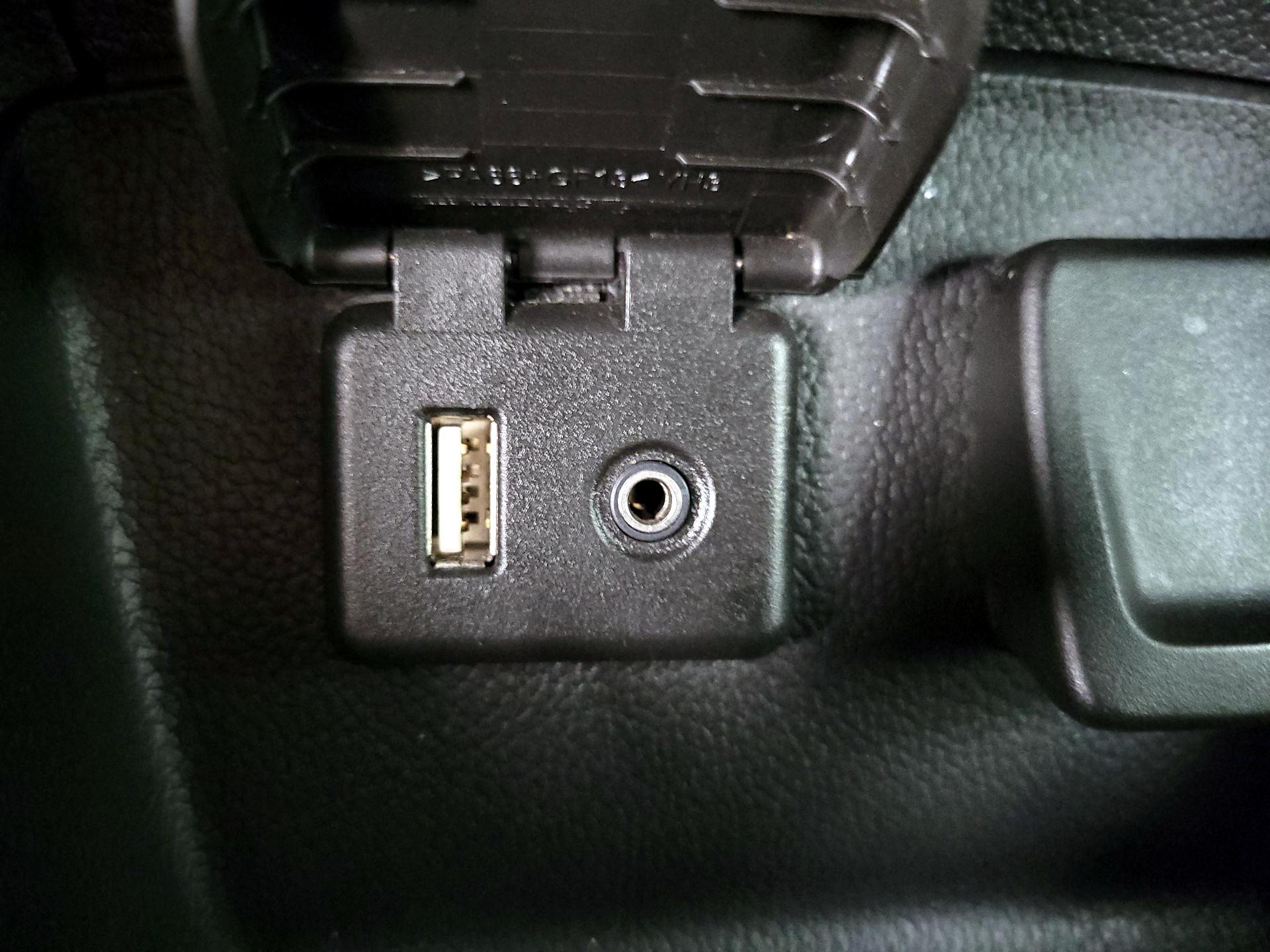 Thumbnail: 2016 Chevrolet Cruze - 19