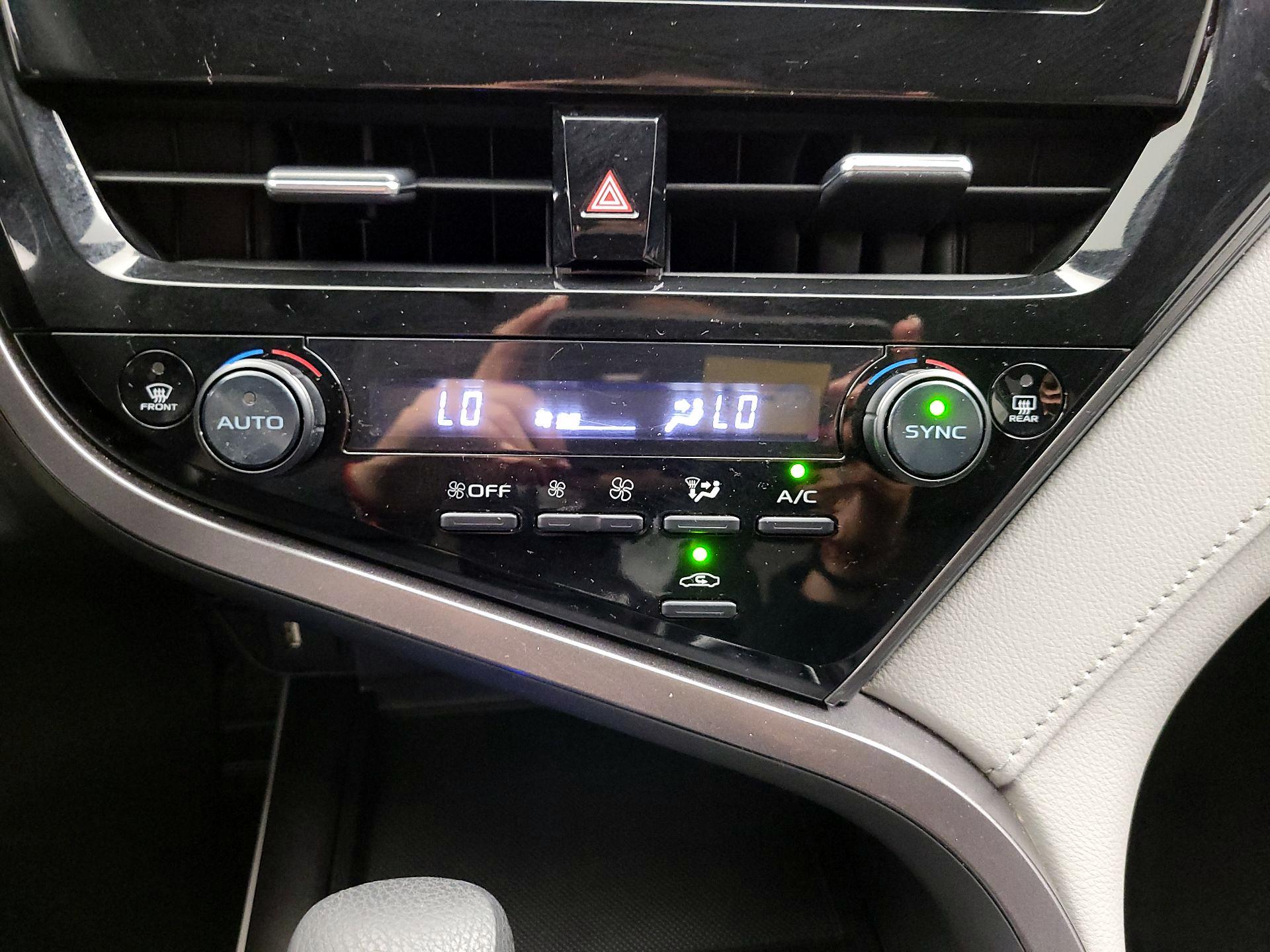 Thumbnail: 2024 Toyota Camry - 16