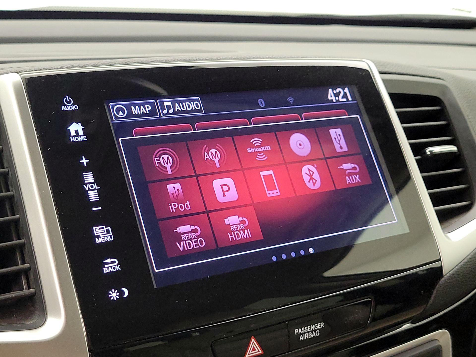 Thumbnail: 2017 Honda Pilot - 14