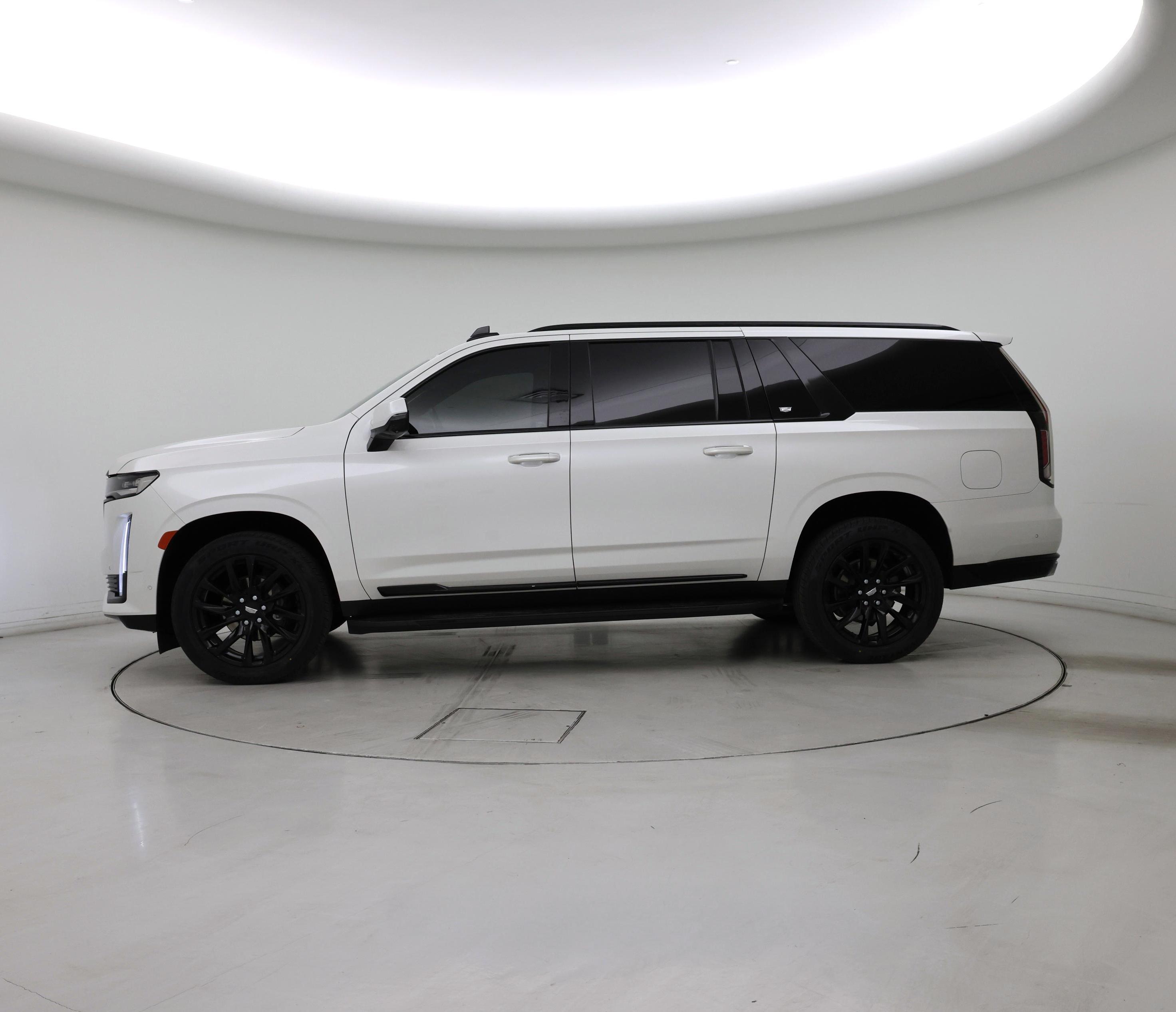 Thumbnail: 2021 Cadillac Escalade - 3