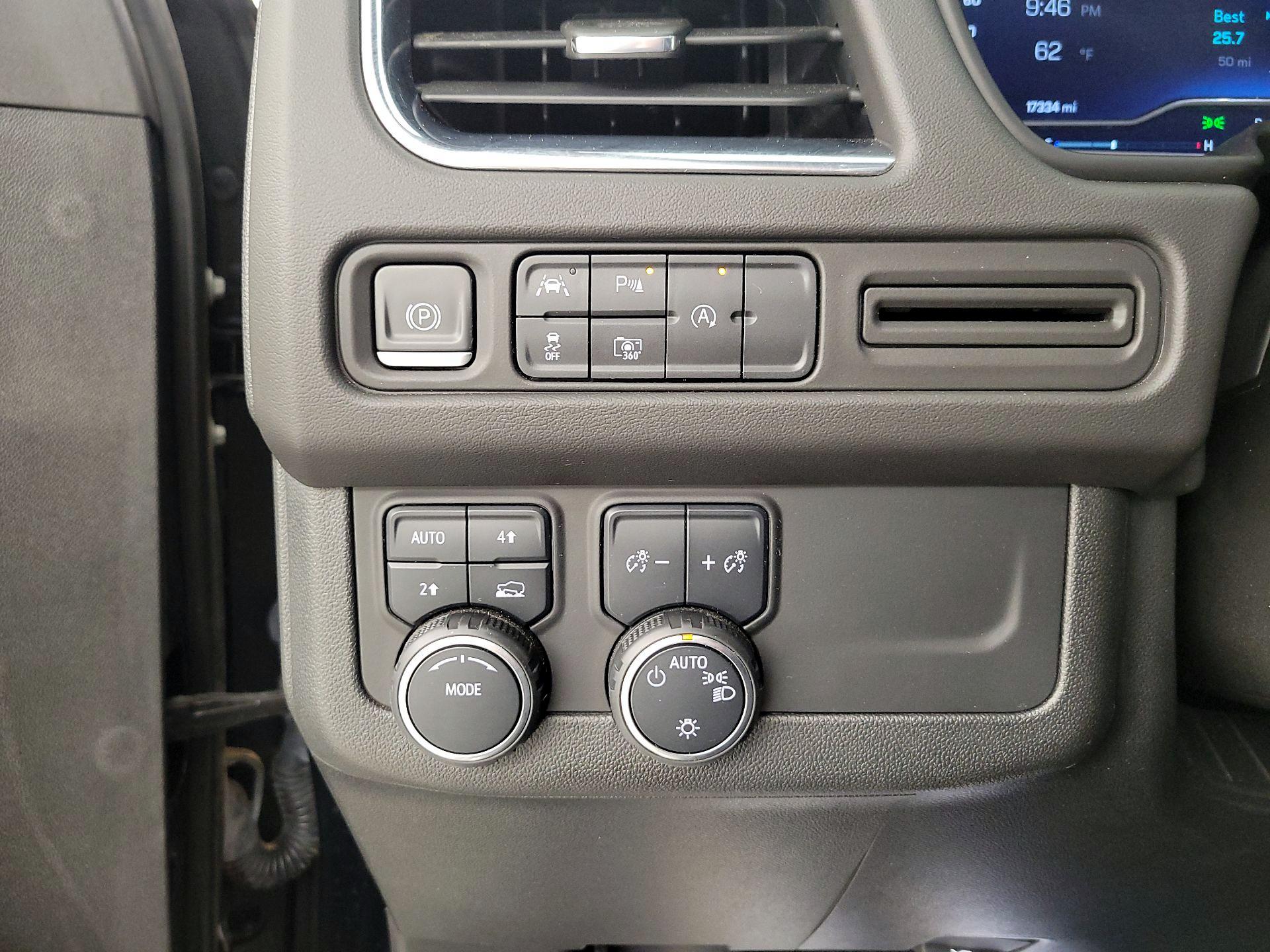 Thumbnail: 2023 Chevrolet Tahoe - 13