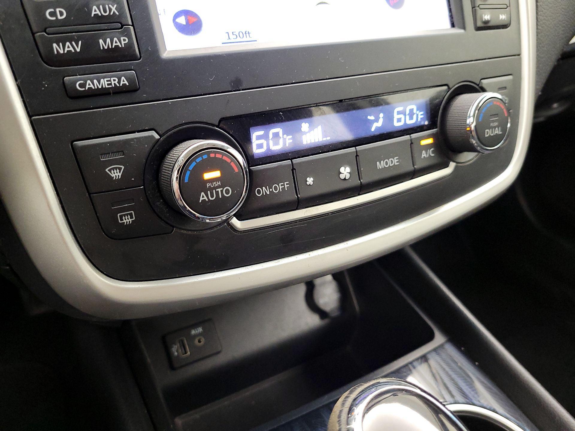 Thumbnail: 2017 Nissan Altima - 14