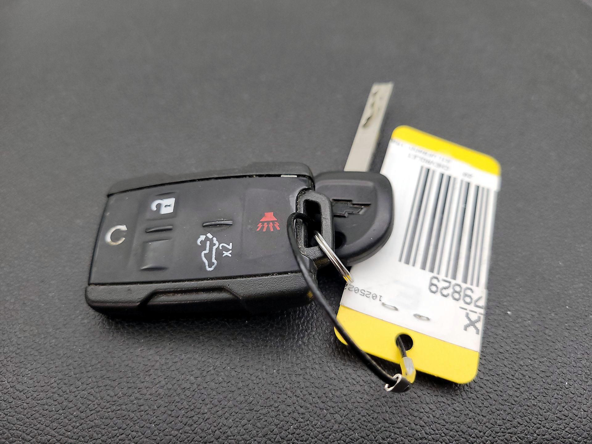 Thumbnail: 2020 Chevrolet Silverado 1500 - 18