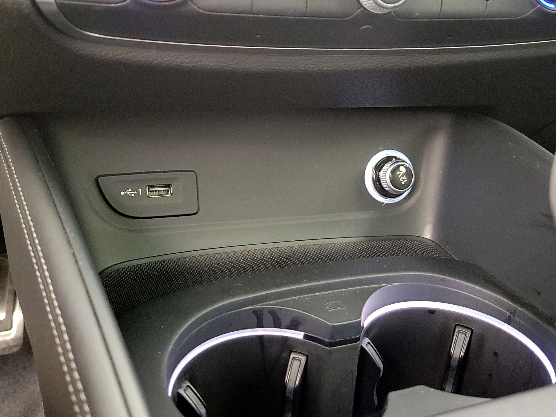 Thumbnail: 2020 Audi RS 3 - 17