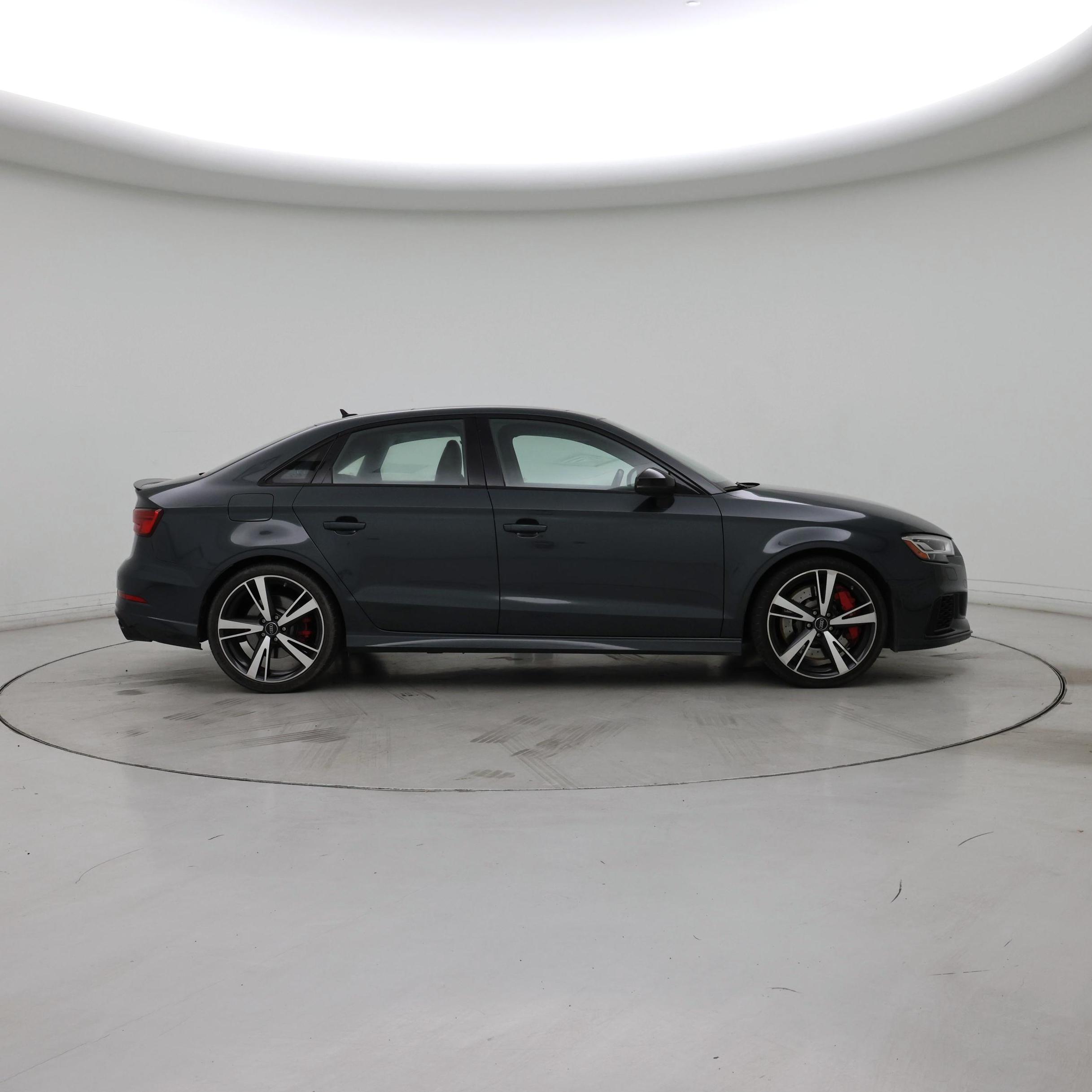 Thumbnail: 2020 Audi RS 3 - 7