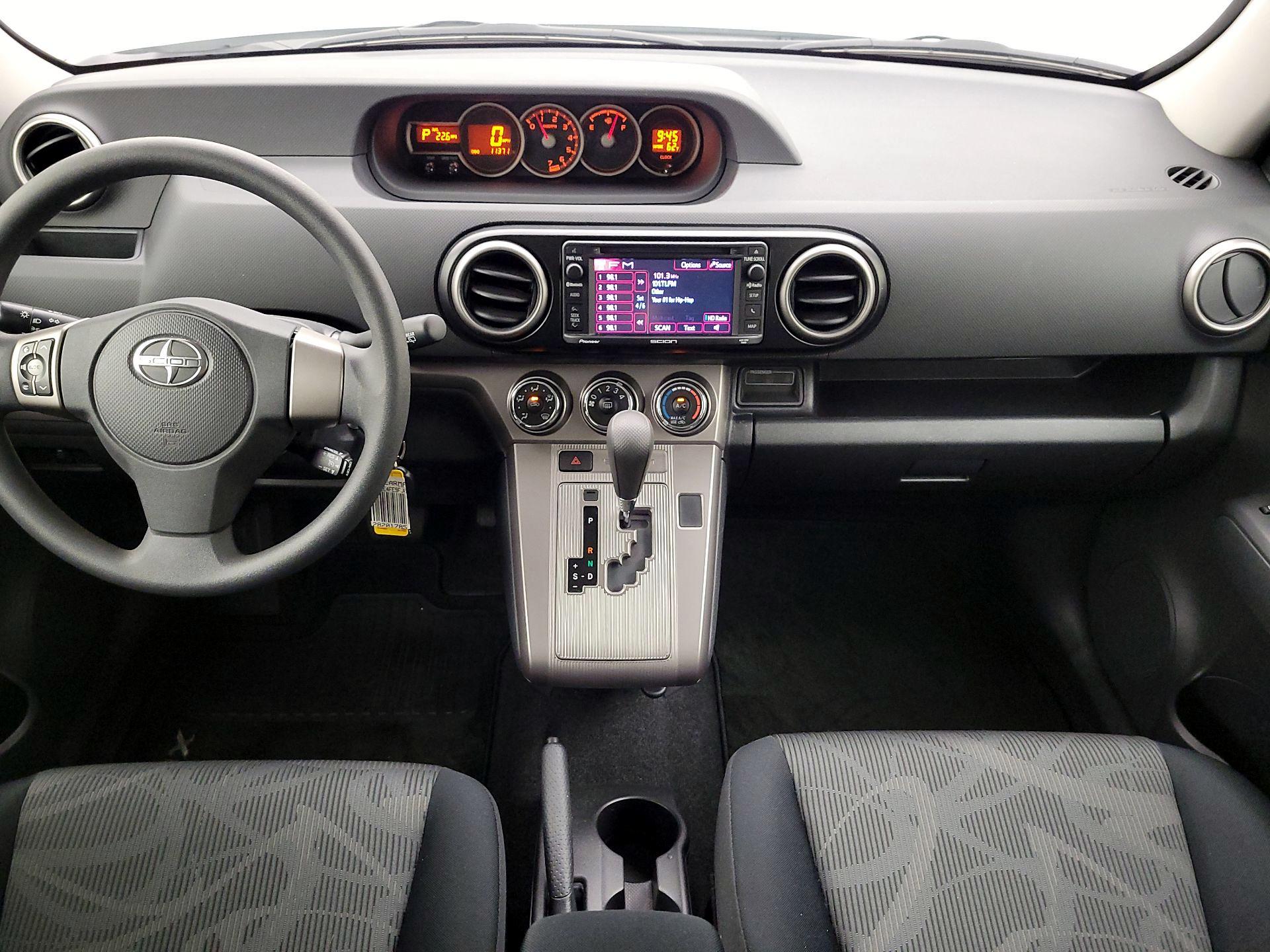 Thumbnail: 2015 Scion xB - 9