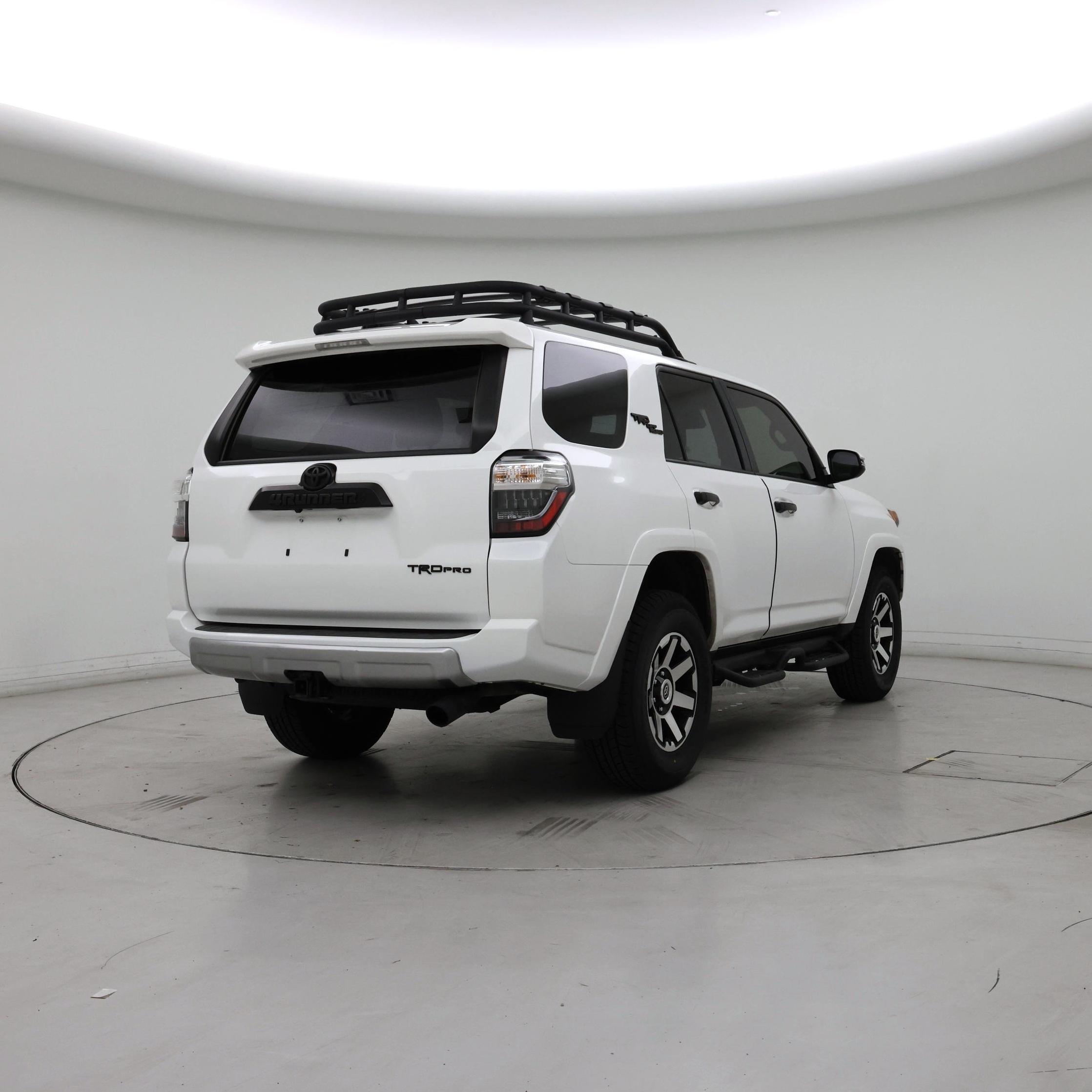 Thumbnail: 2024 Toyota 4Runner - 8