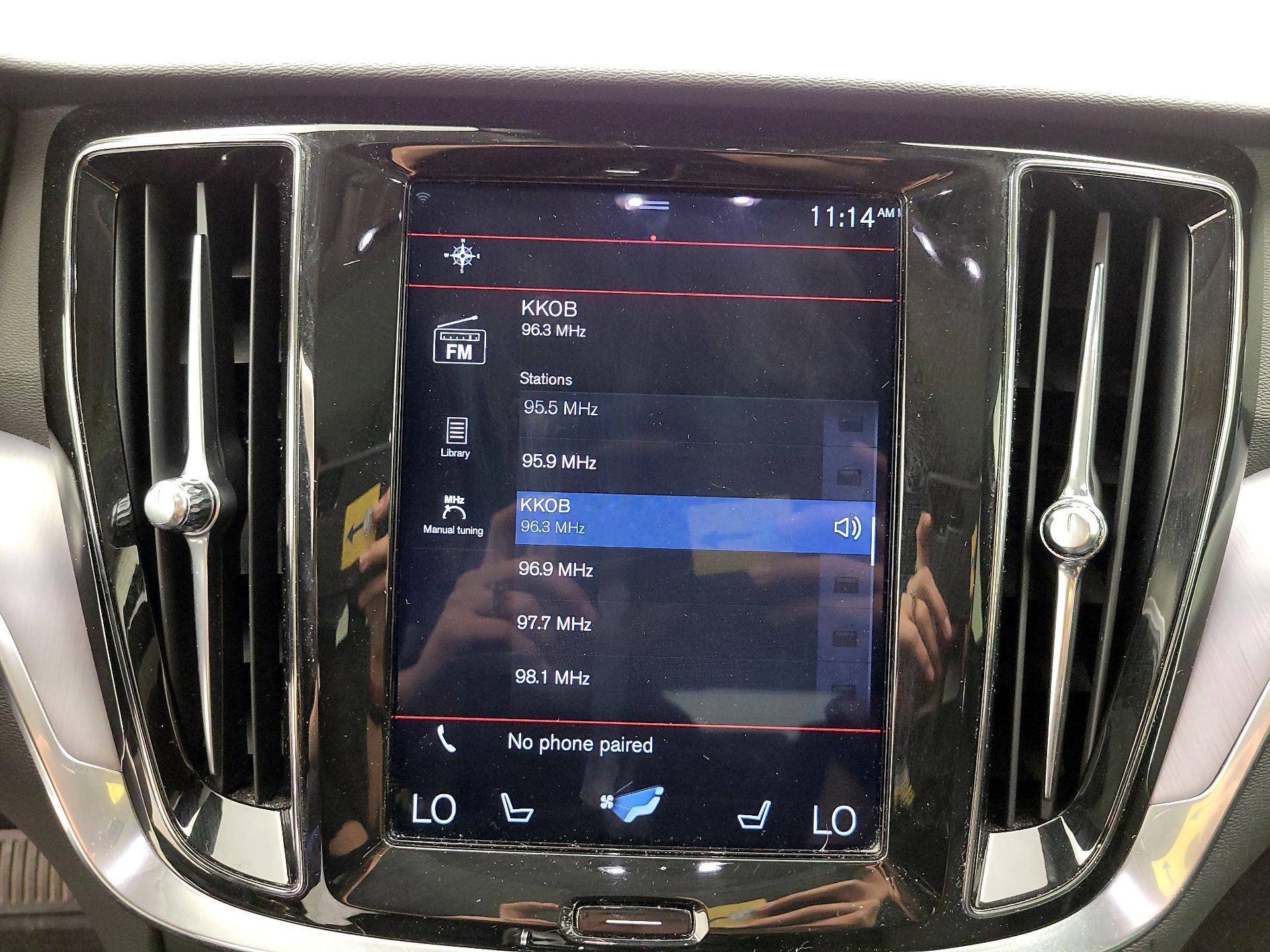 Thumbnail: 2020 Volvo S60 - 16