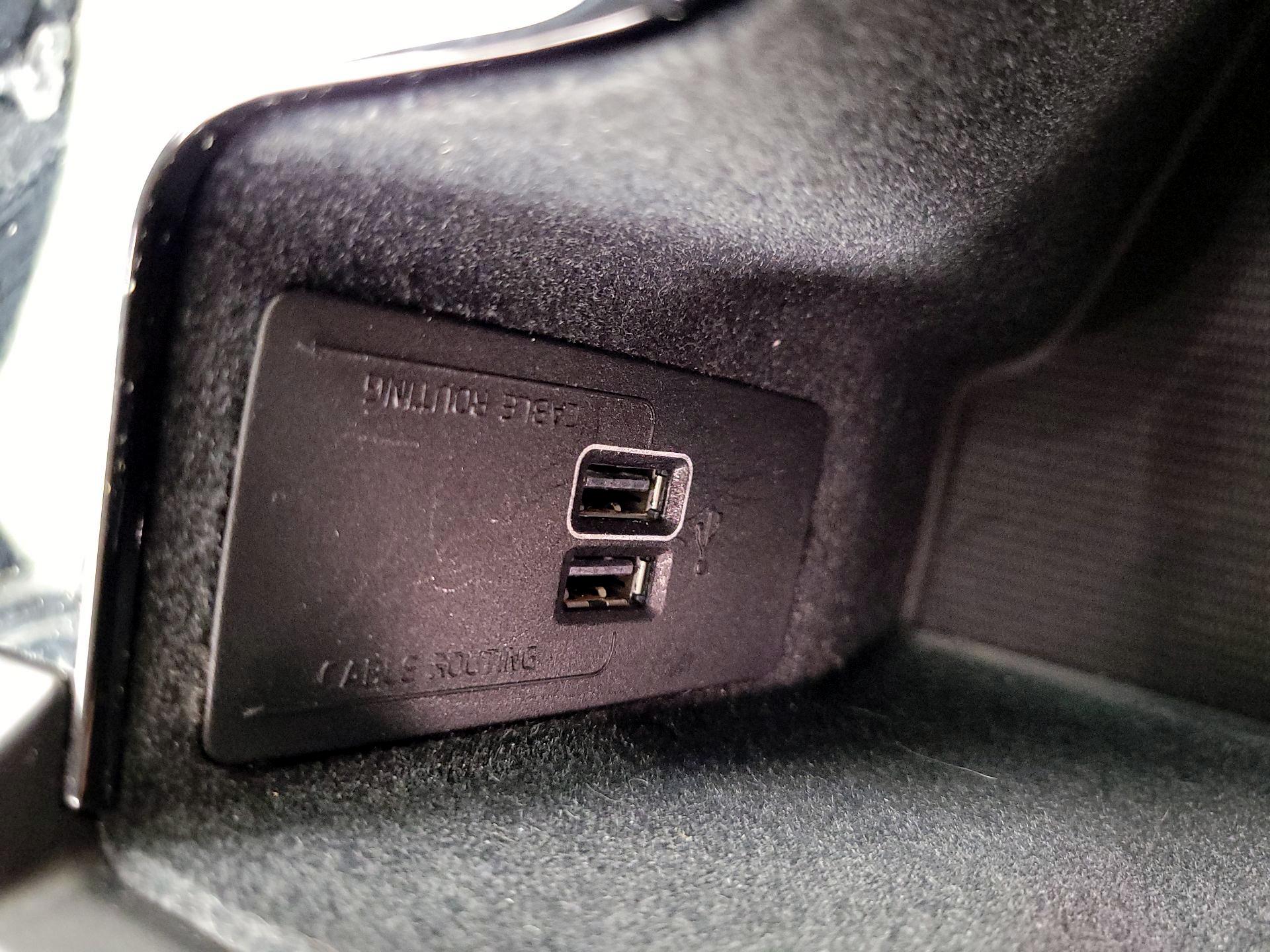 Thumbnail: 2020 Volvo S60 - 19