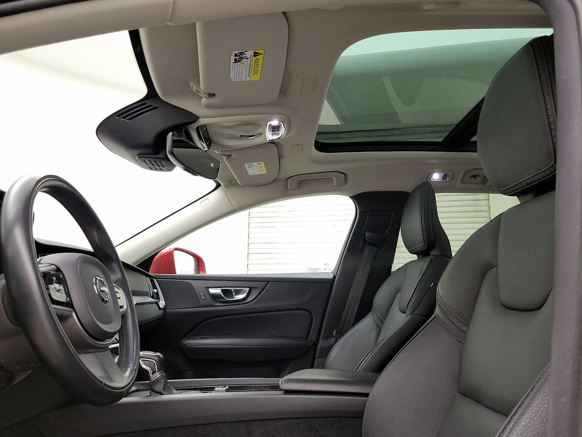 Thumbnail: 2020 Volvo S60 - 20