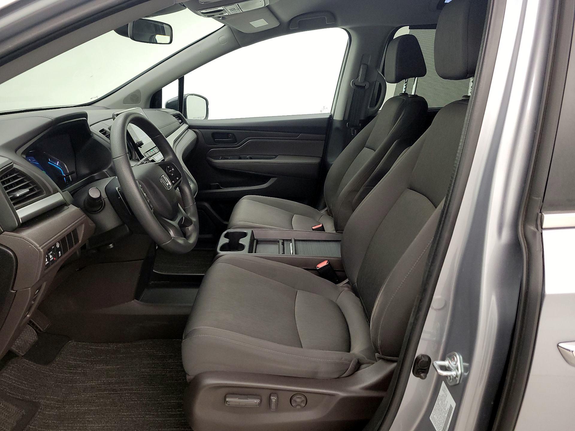 Thumbnail: 2022 Honda Odyssey - 11