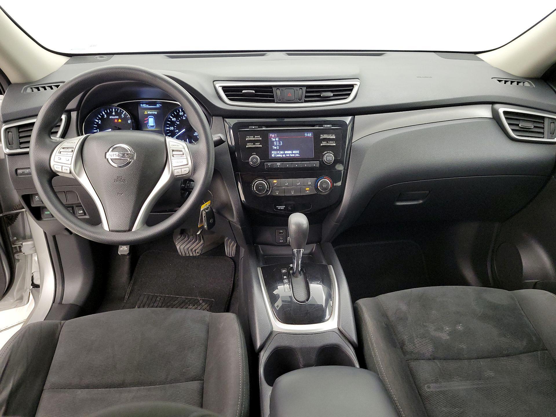 Thumbnail: 2016 Nissan Rogue - 9