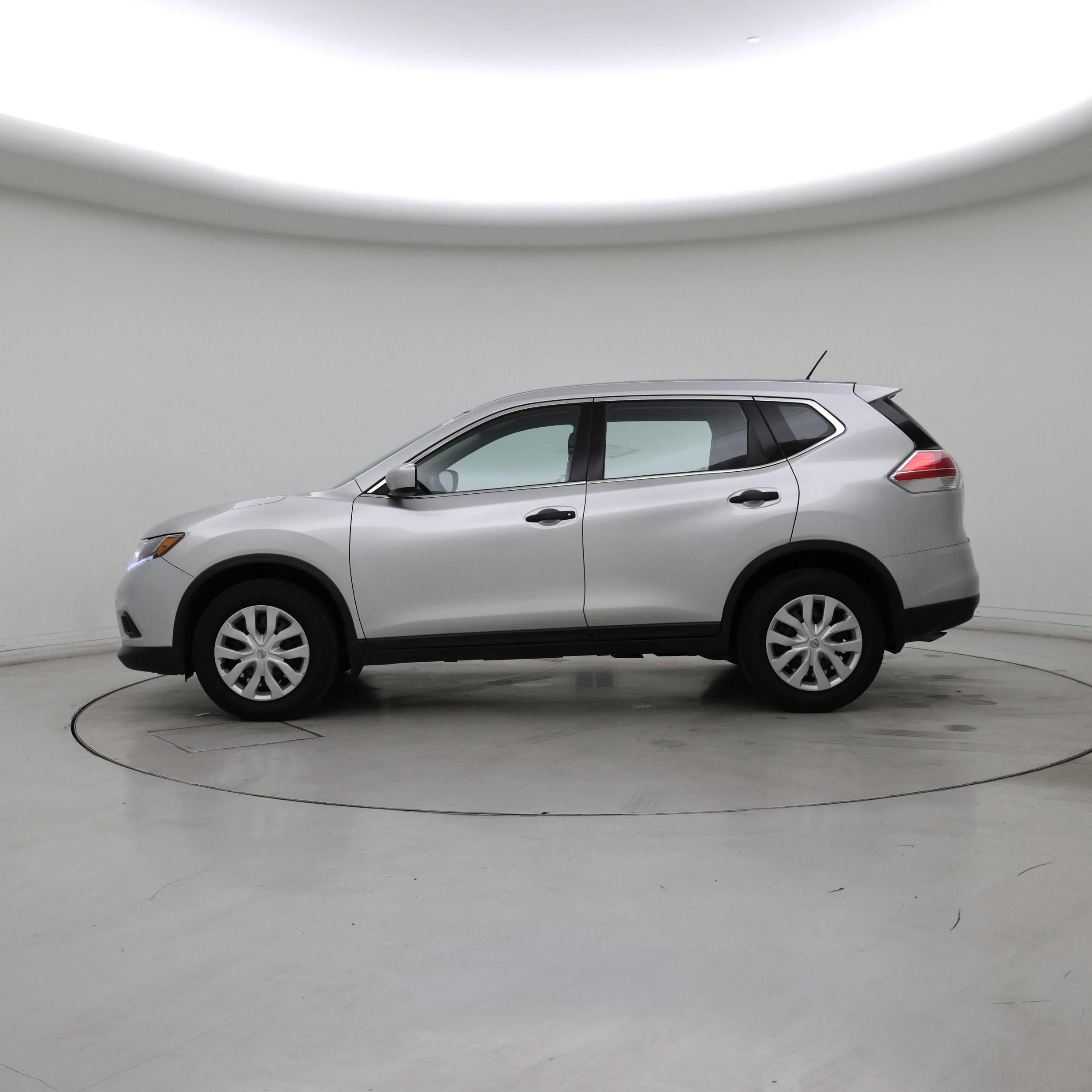 Thumbnail: 2016 Nissan Rogue - 3