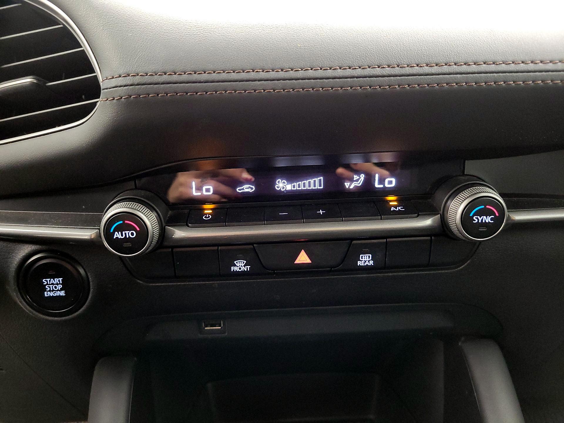 Thumbnail: 2021 Mazda Mazda3 - 16