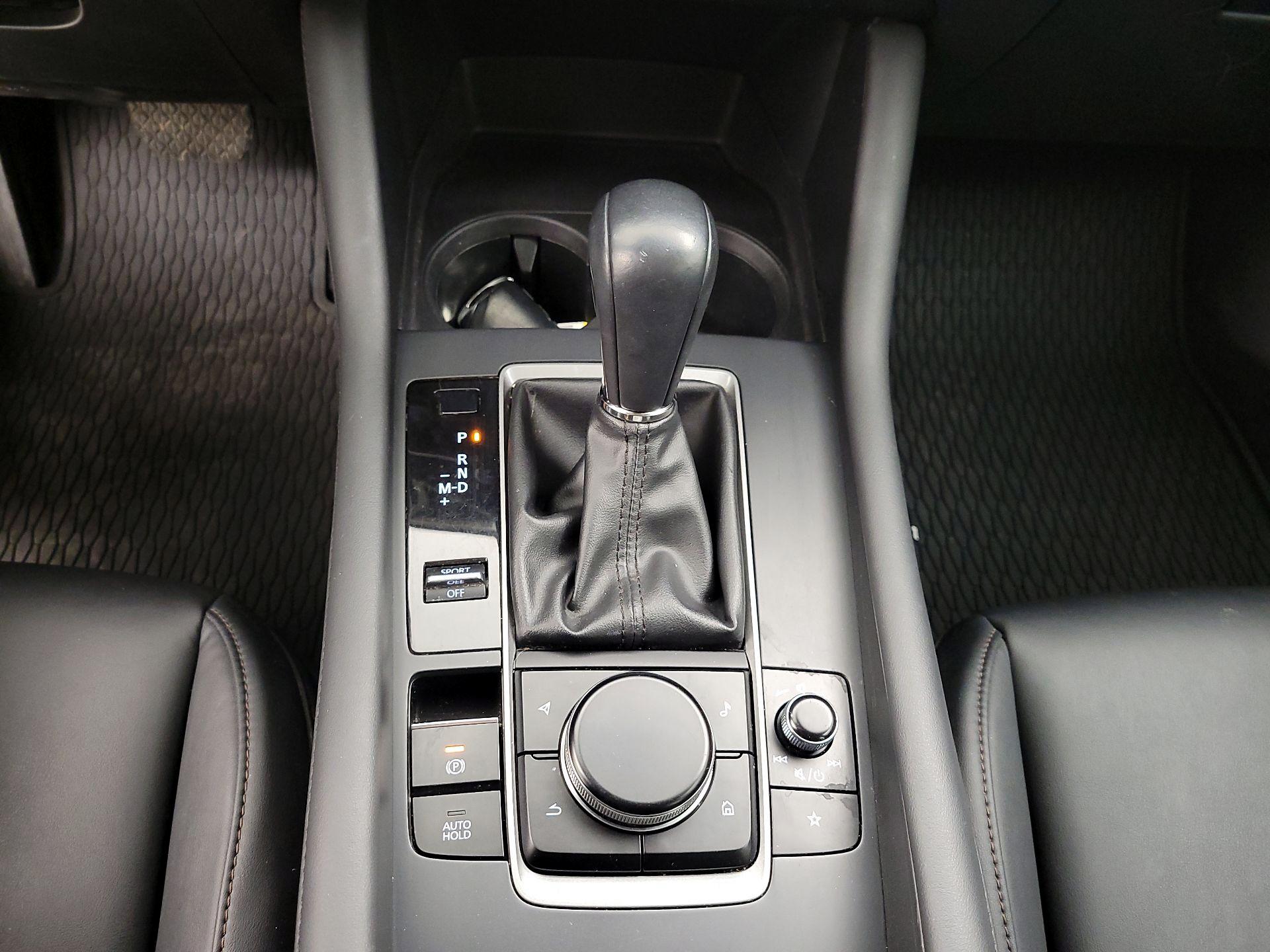 Thumbnail: 2021 Mazda Mazda3 - 17