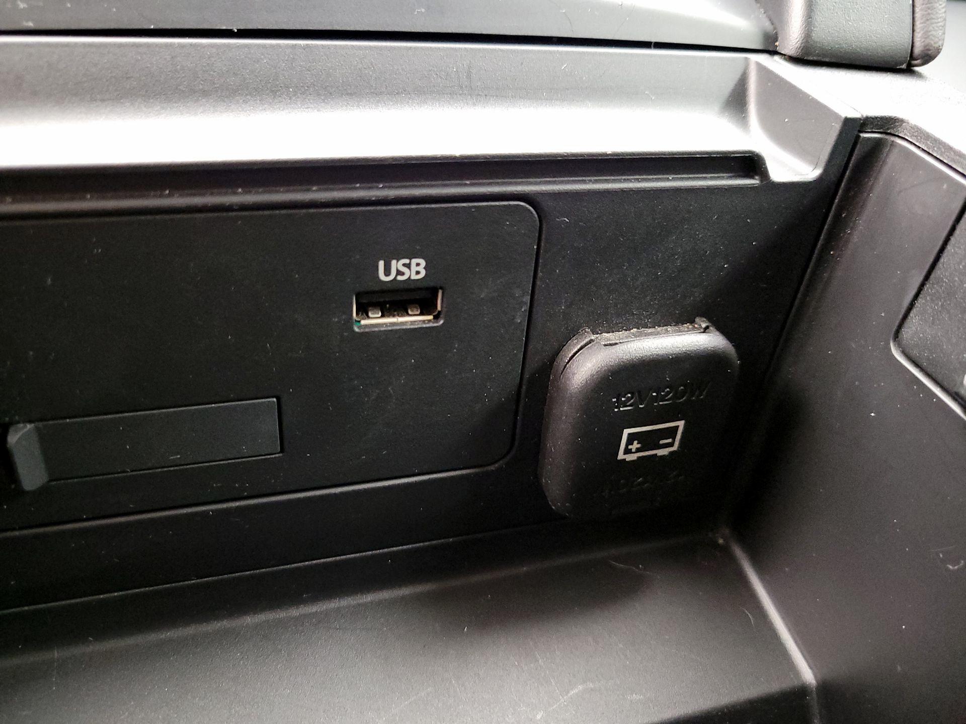 Thumbnail: 2021 Mazda Mazda3 - 18