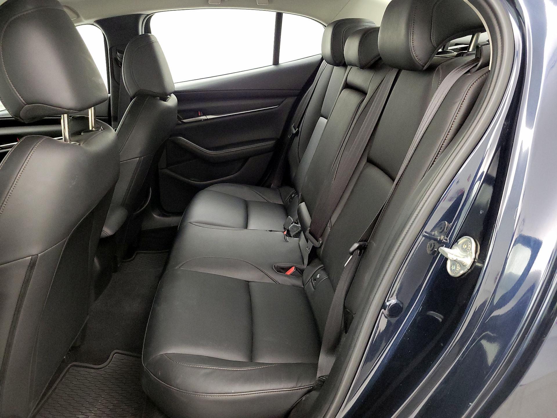 Thumbnail: 2021 Mazda Mazda3 - 19