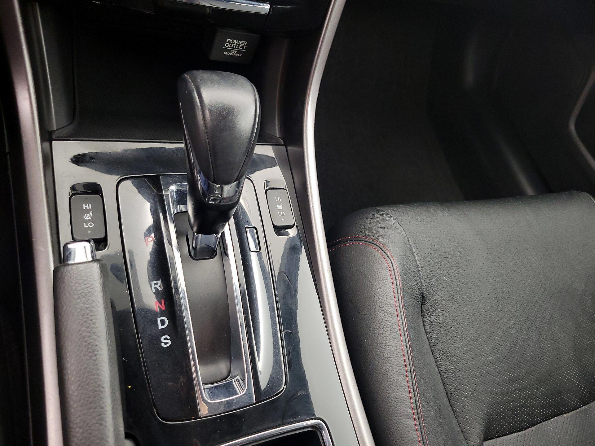 Thumbnail: 2017 Honda Accord - 16