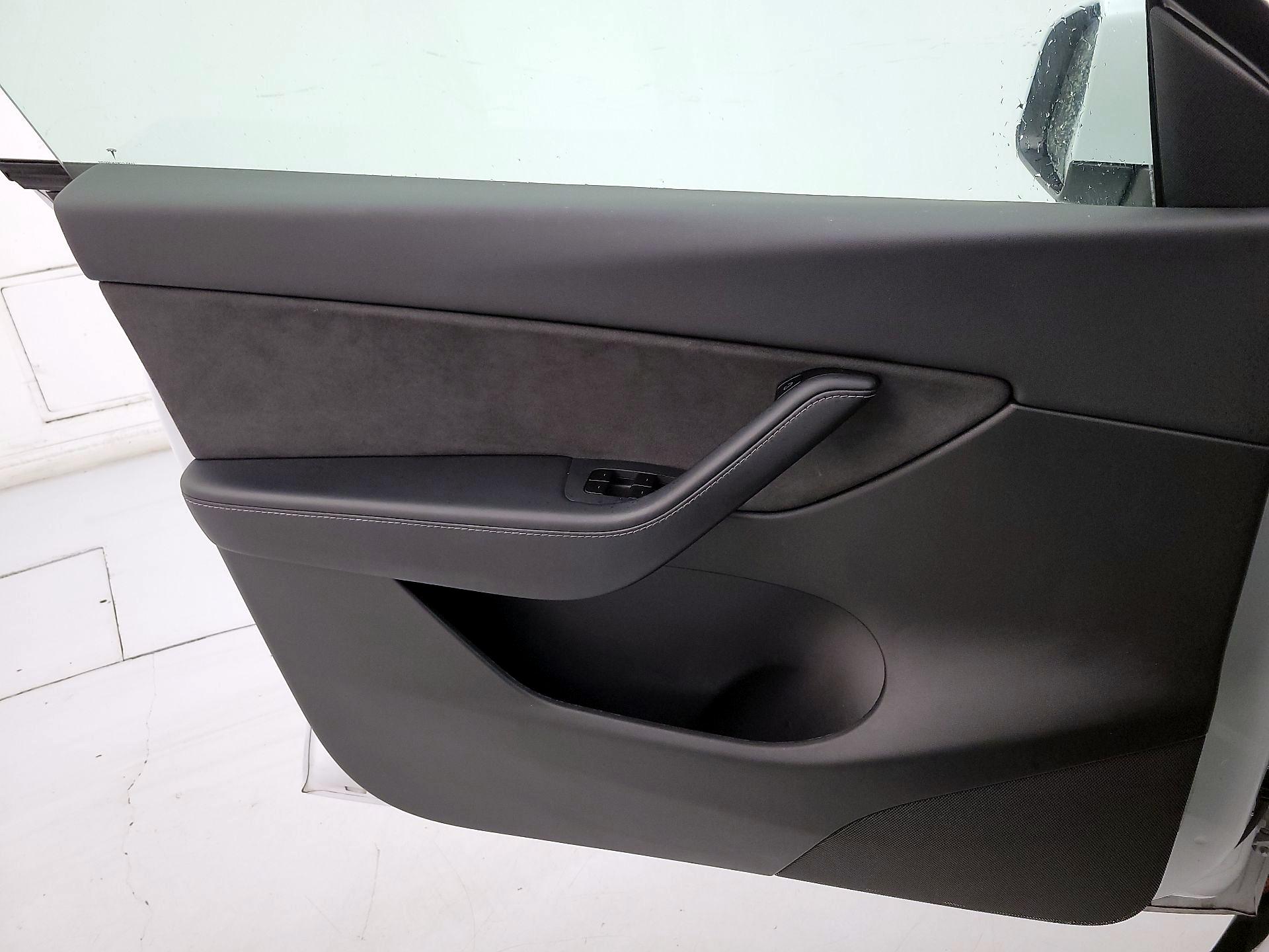 Thumbnail: 2021 Tesla Model Y - 12