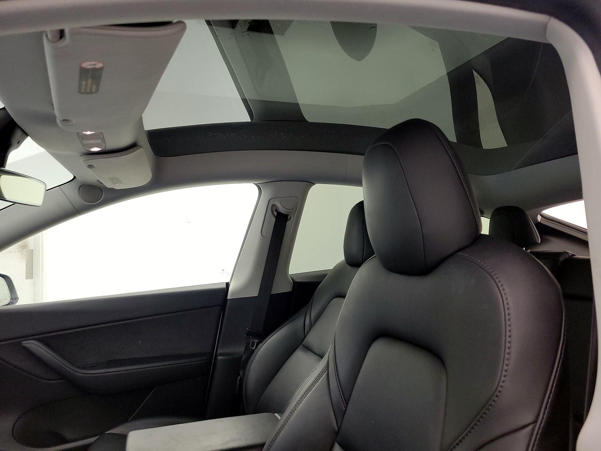 Thumbnail: 2021 Tesla Model Y - 18