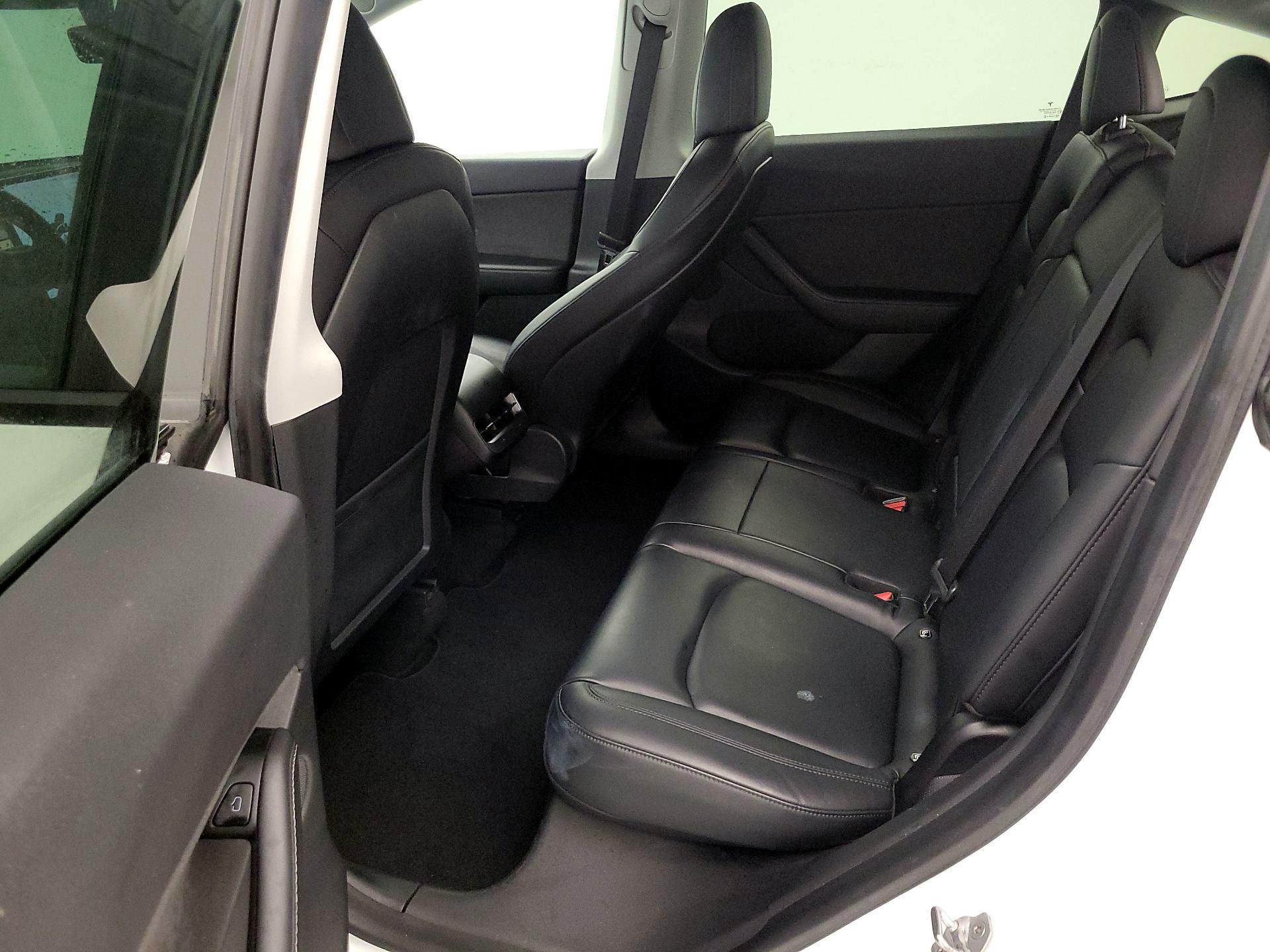 Thumbnail: 2021 Tesla Model Y - 19