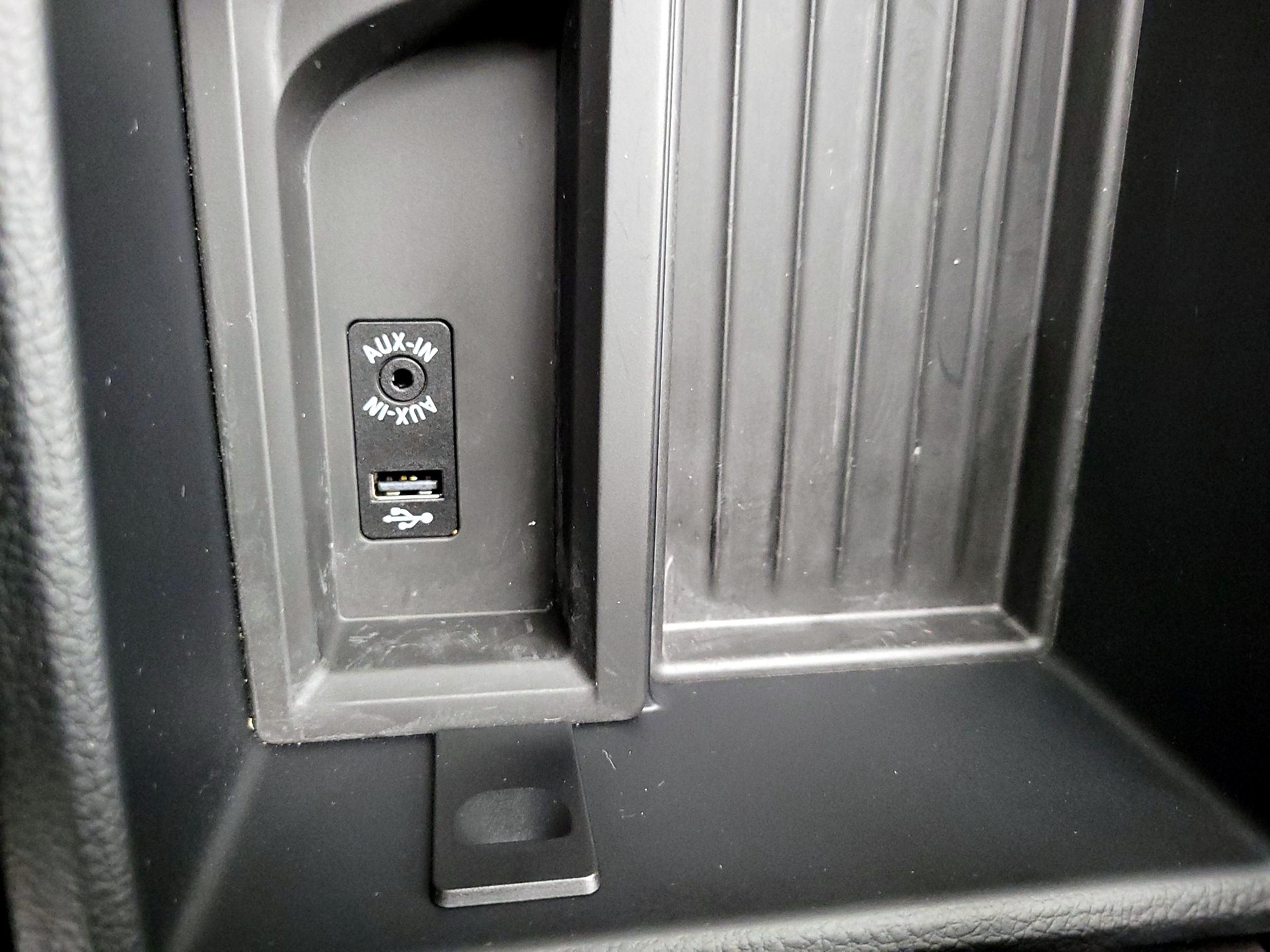 Thumbnail: 2016 BMW 3 Series - 19