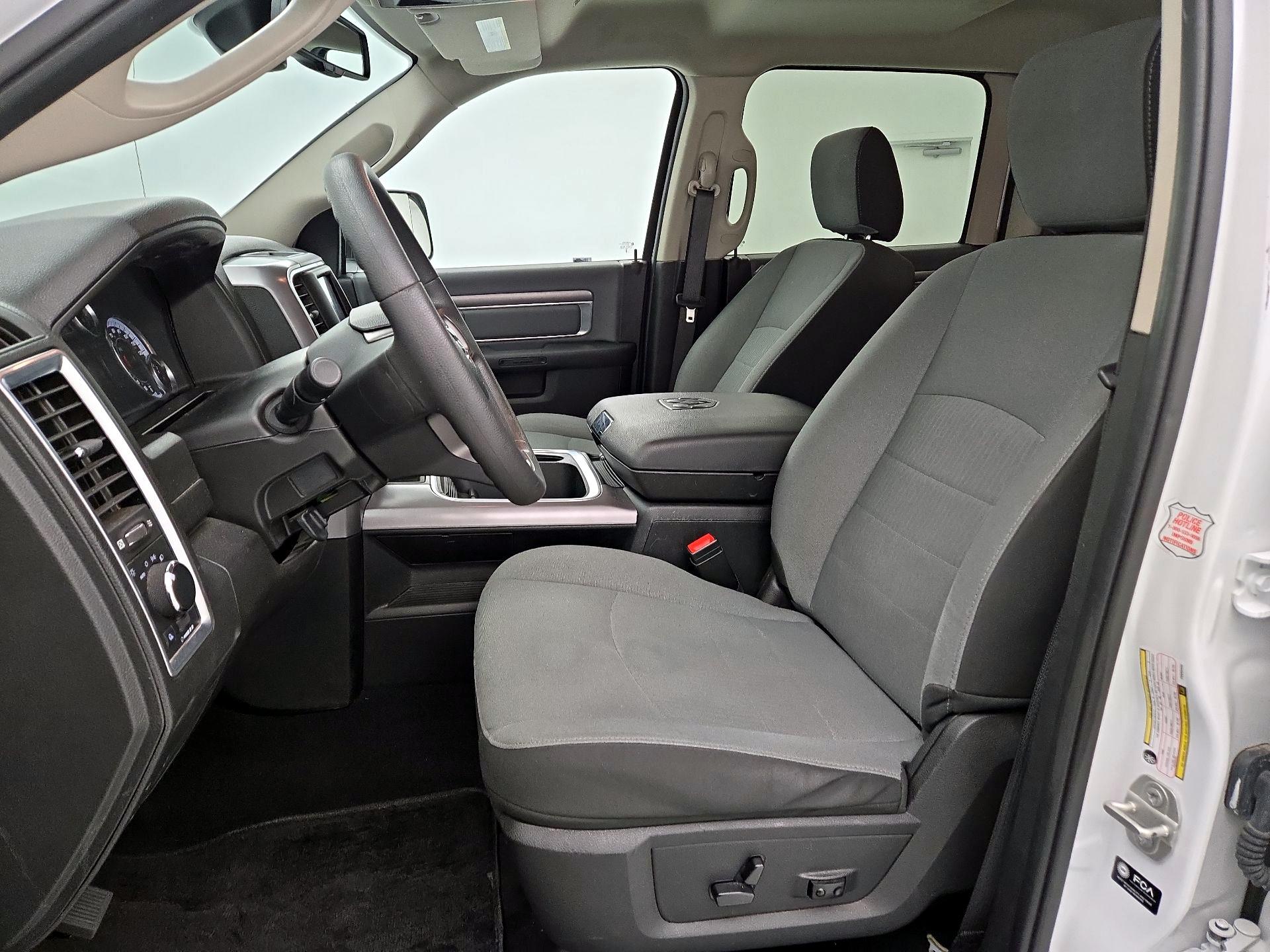 Thumbnail: 2023 RAM 1500 Classic - 11