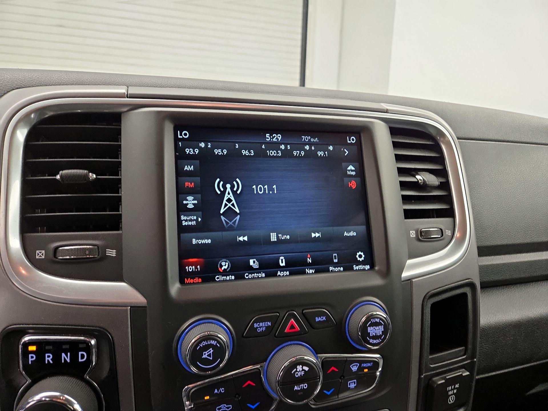 Thumbnail: 2023 RAM 1500 Classic - 16