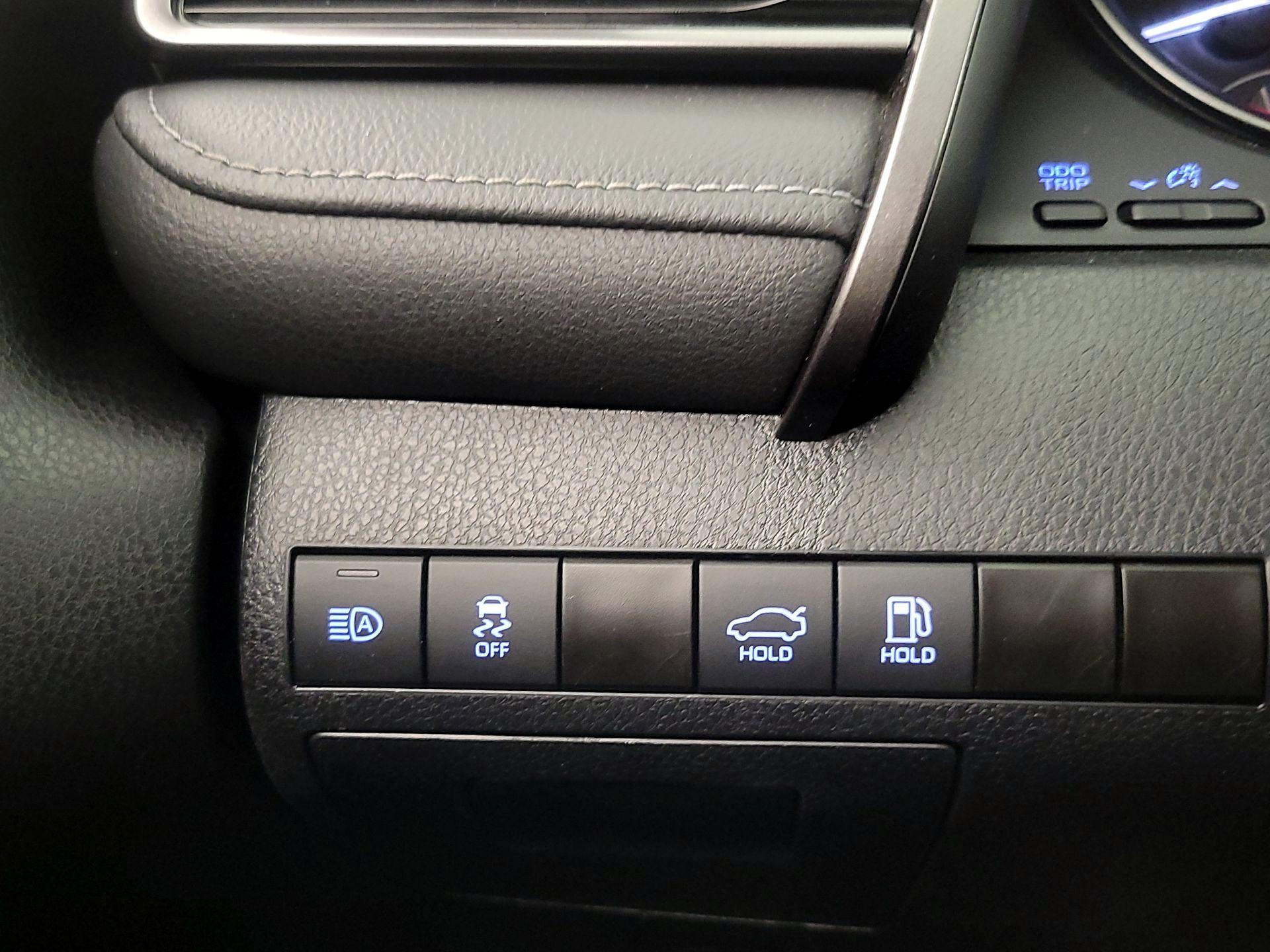 Thumbnail: 2024 Toyota Camry - 13