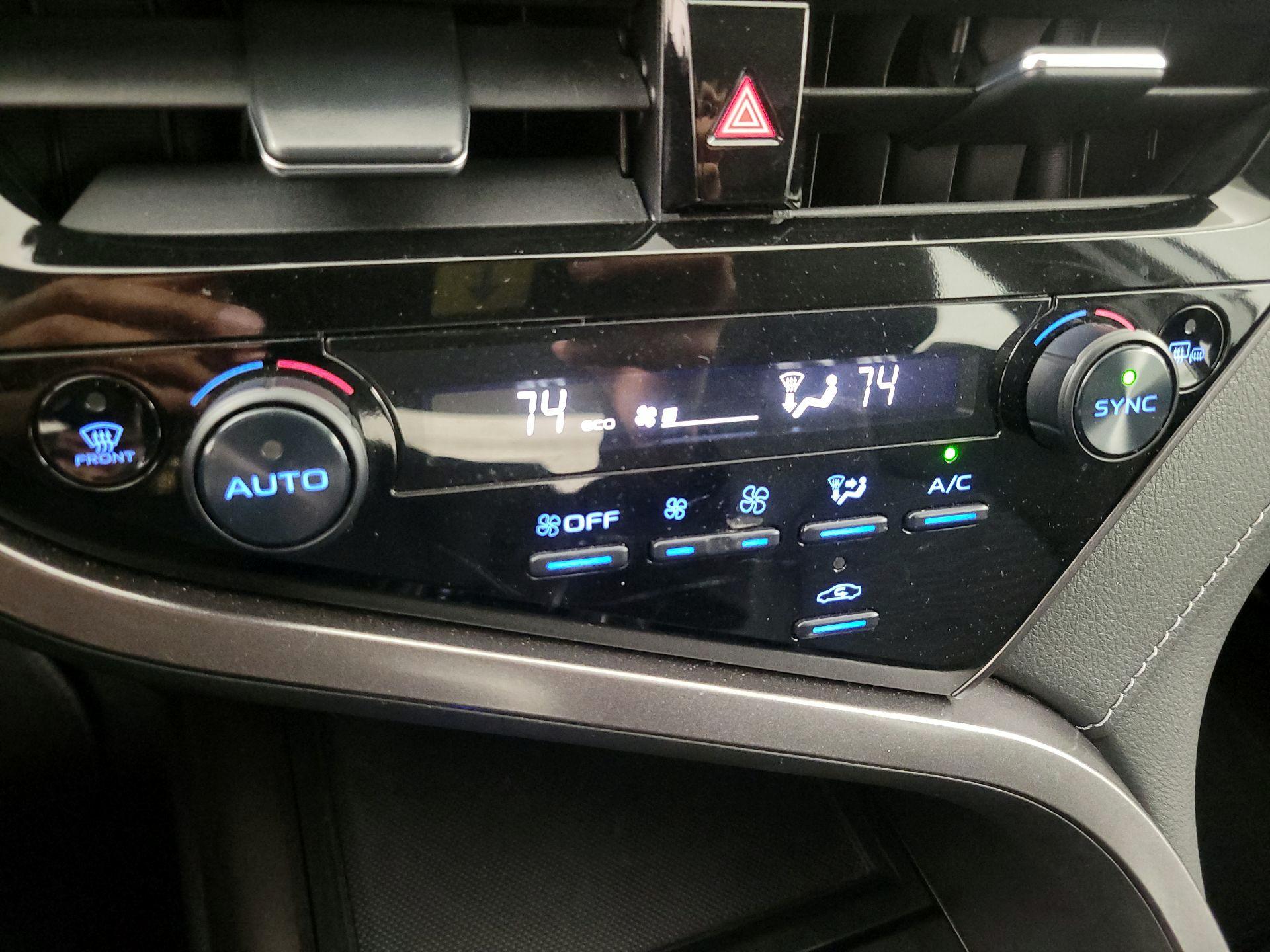 Thumbnail: 2024 Toyota Camry - 16