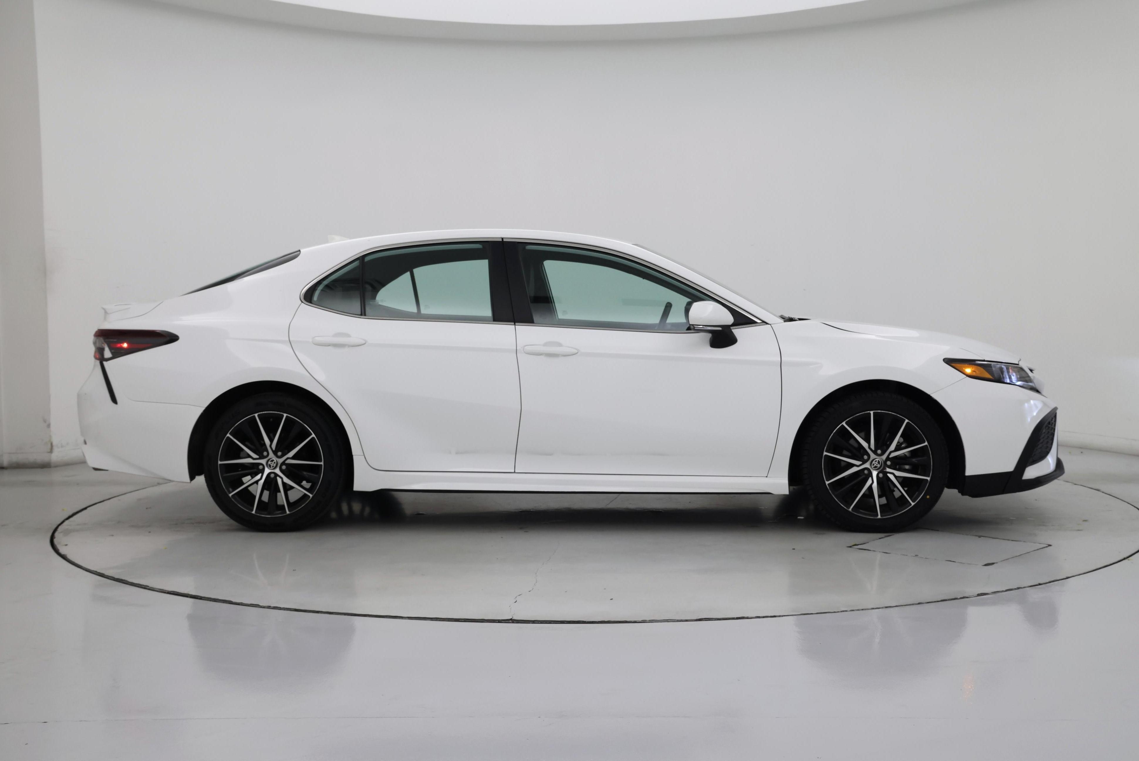 Thumbnail: 2024 Toyota Camry - 7