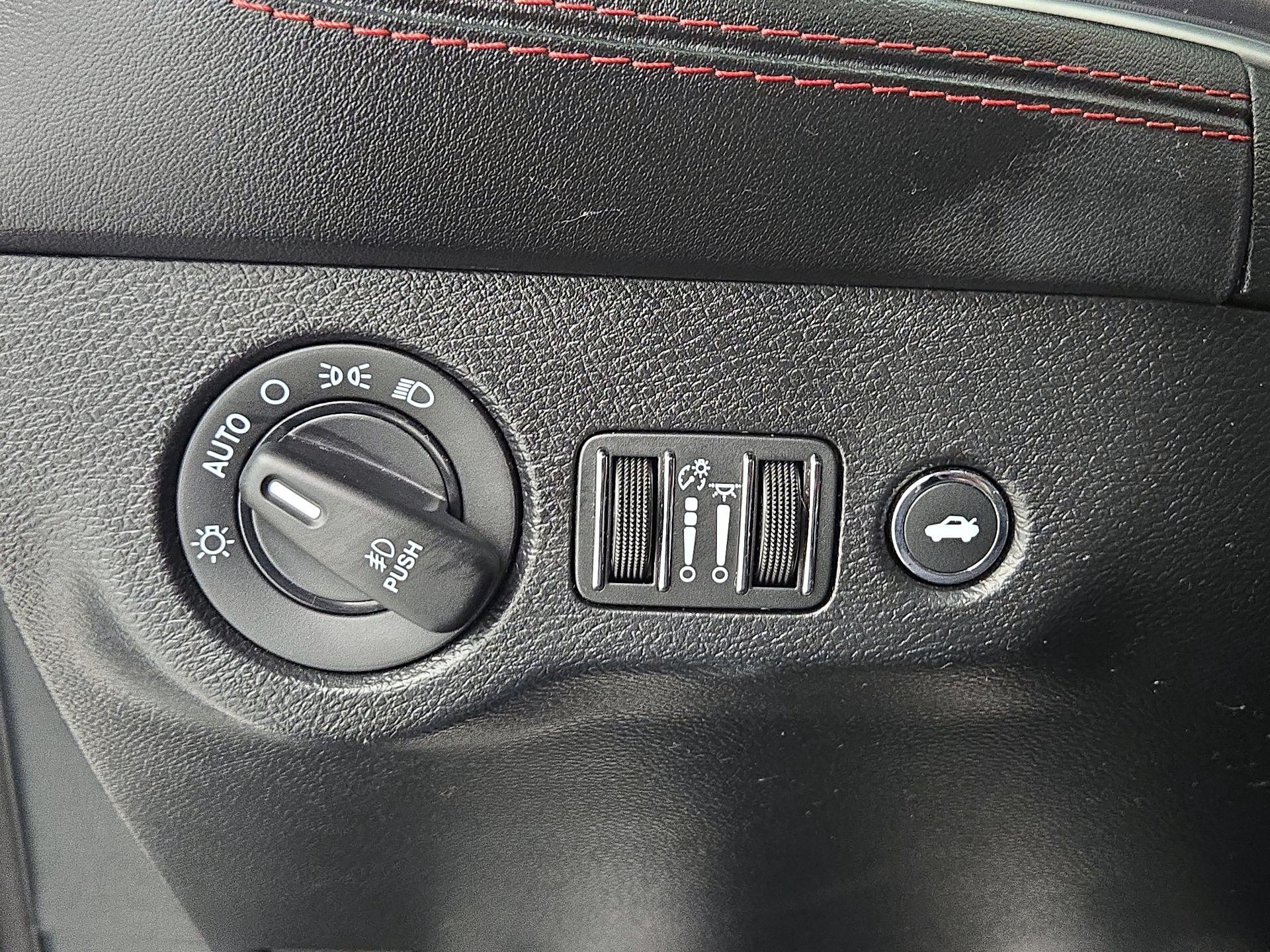 Thumbnail: 2020 Dodge Challenger - 13