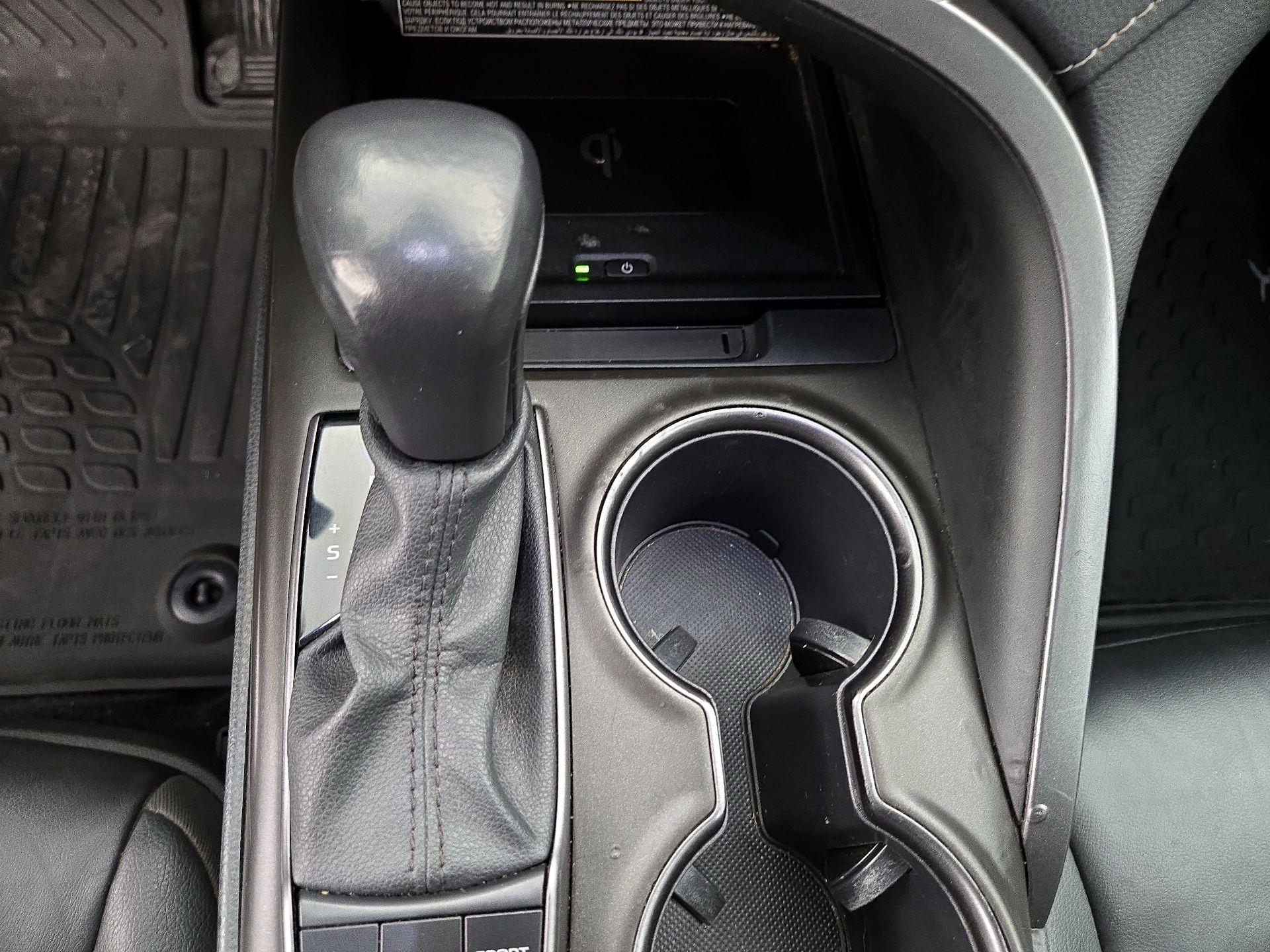 Thumbnail: 2021 Toyota Camry - 17