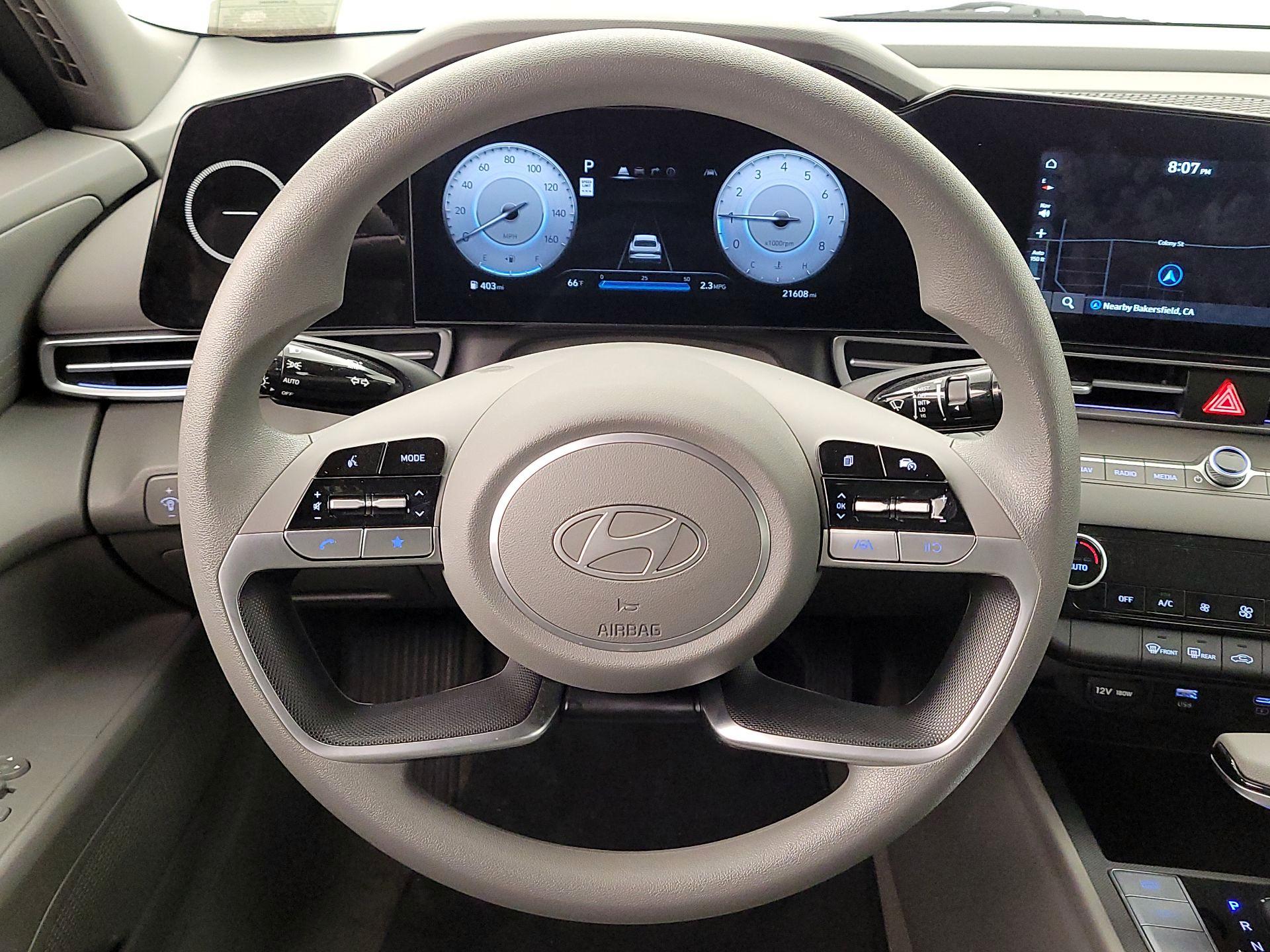 Thumbnail: 2024 Hyundai Elantra - 10