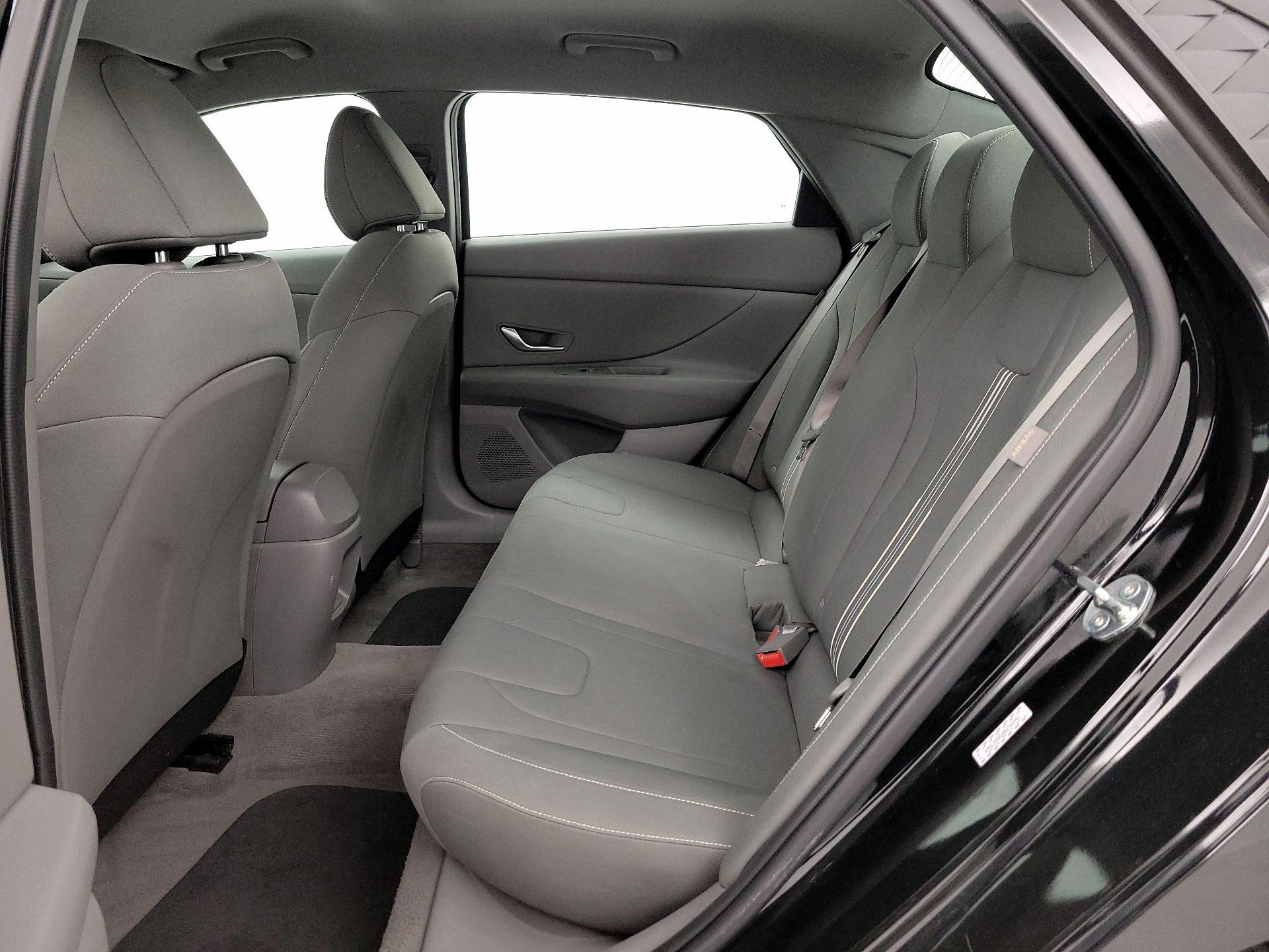 Thumbnail: 2024 Hyundai Elantra - 20