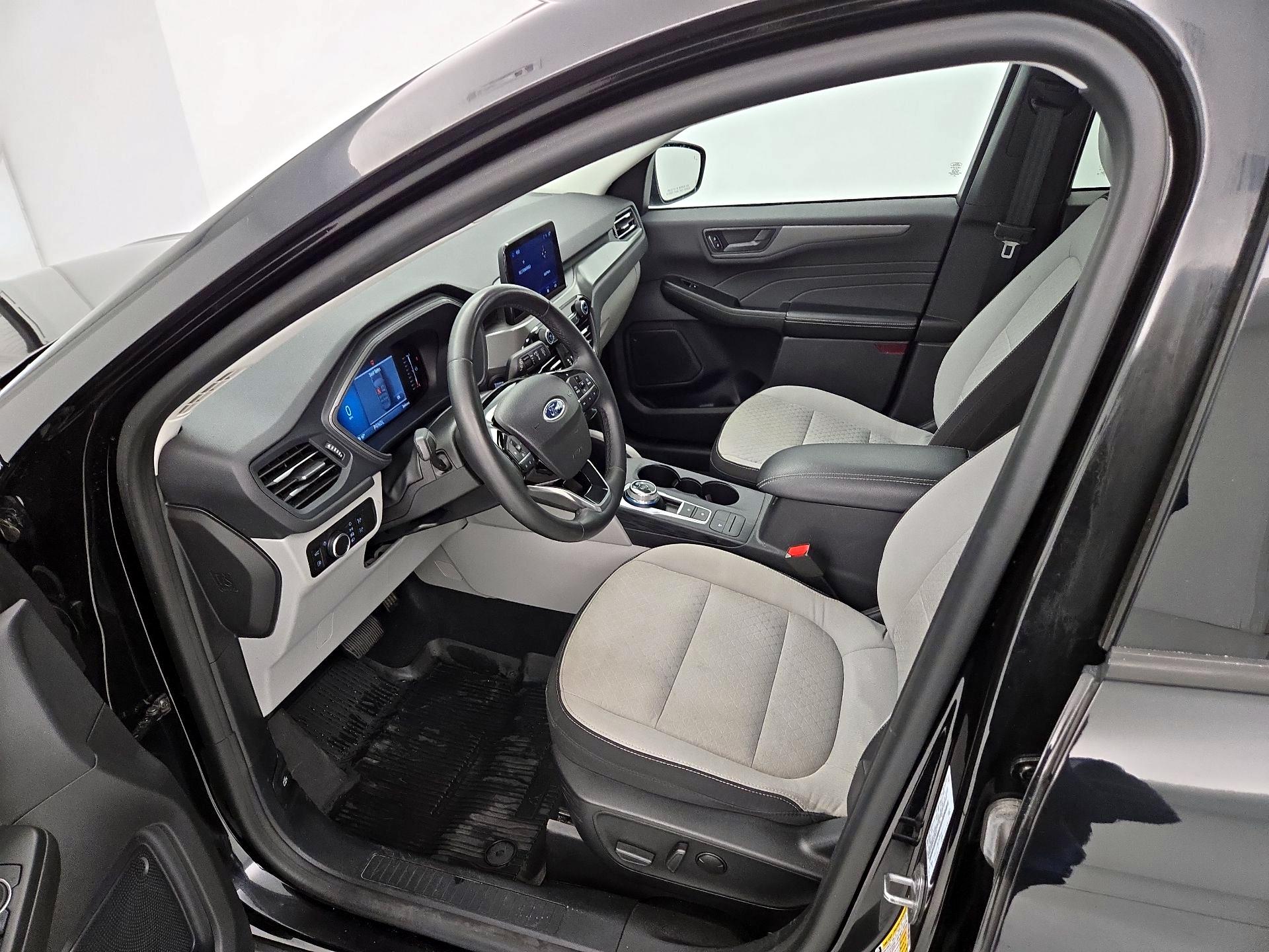 Thumbnail: 2023 Ford Escape - 11