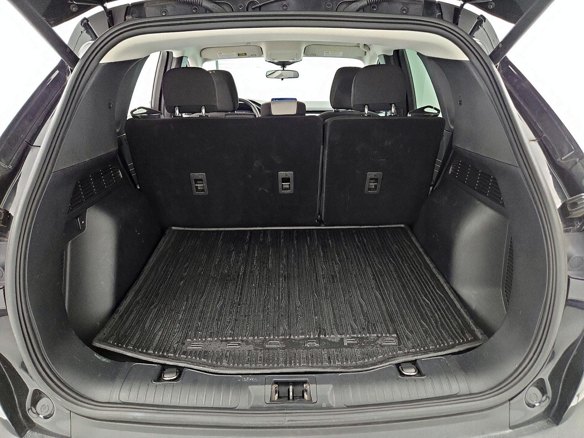 Thumbnail: 2023 Ford Escape - 20