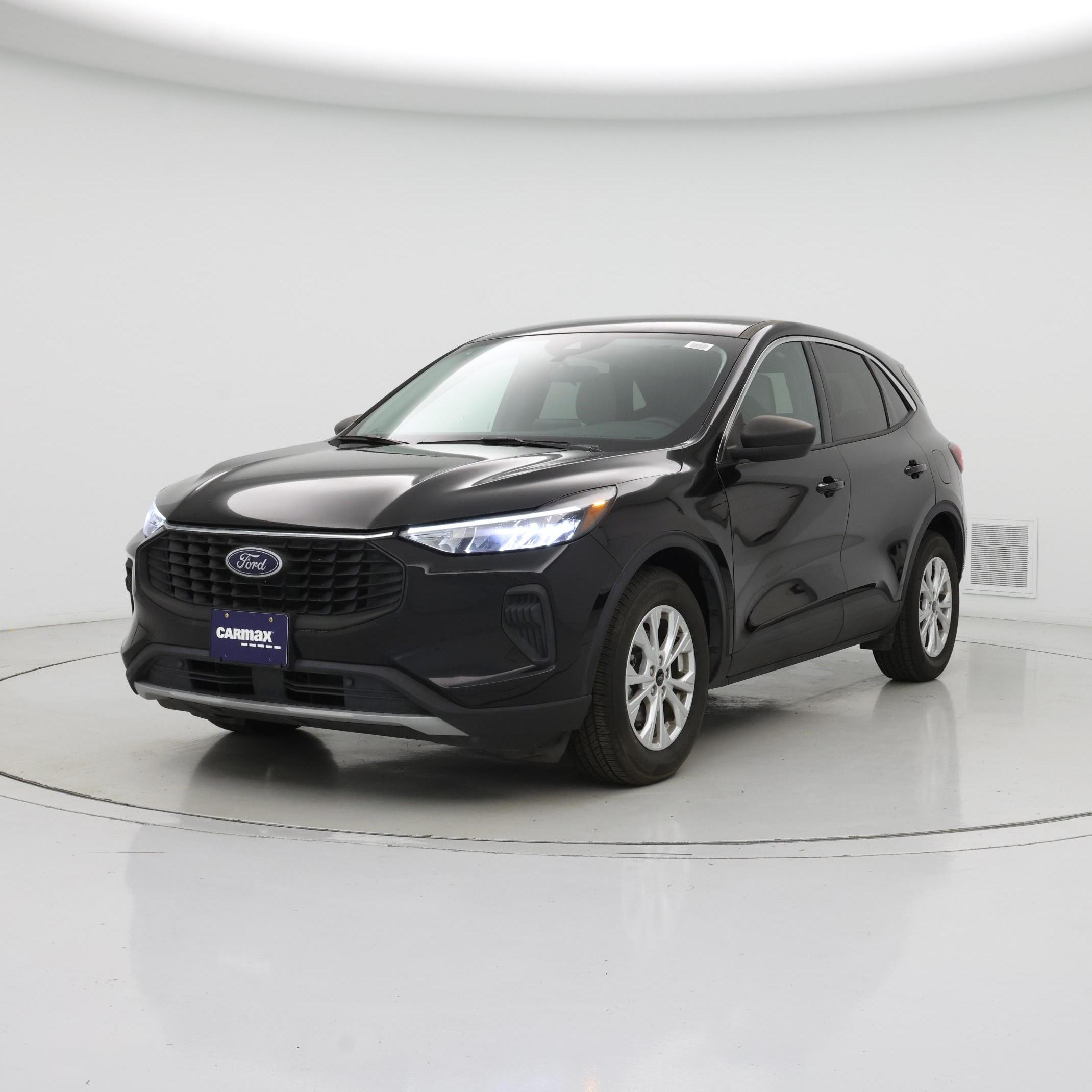 Thumbnail: 2023 Ford Escape - 4