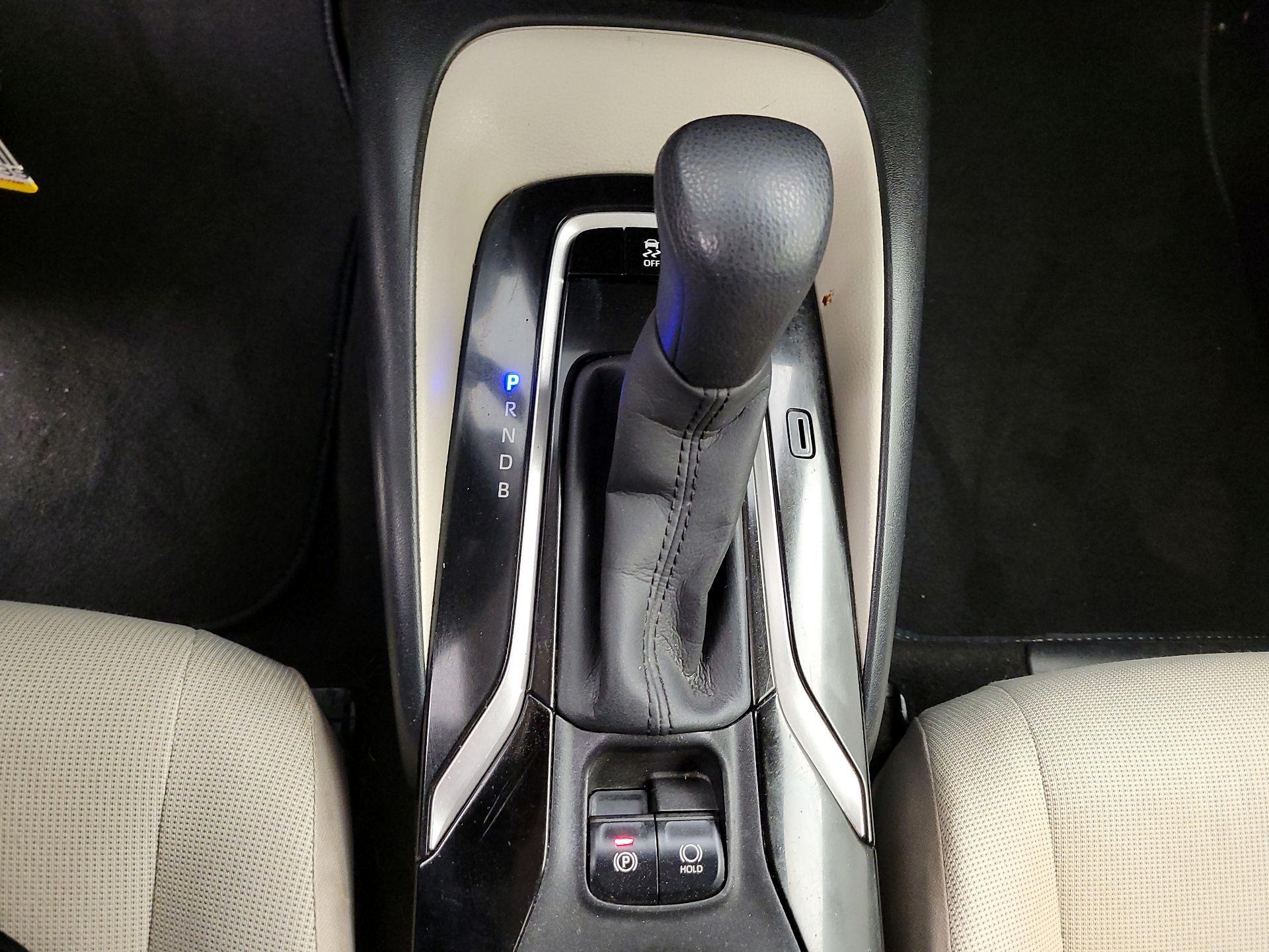 Thumbnail: 2022 Toyota Corolla - 17